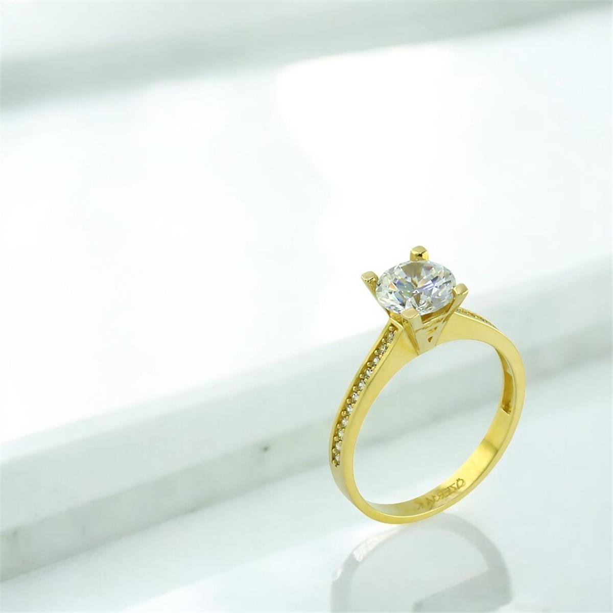 14 Ayar Altın Tektaş Yüzük  -  0202340