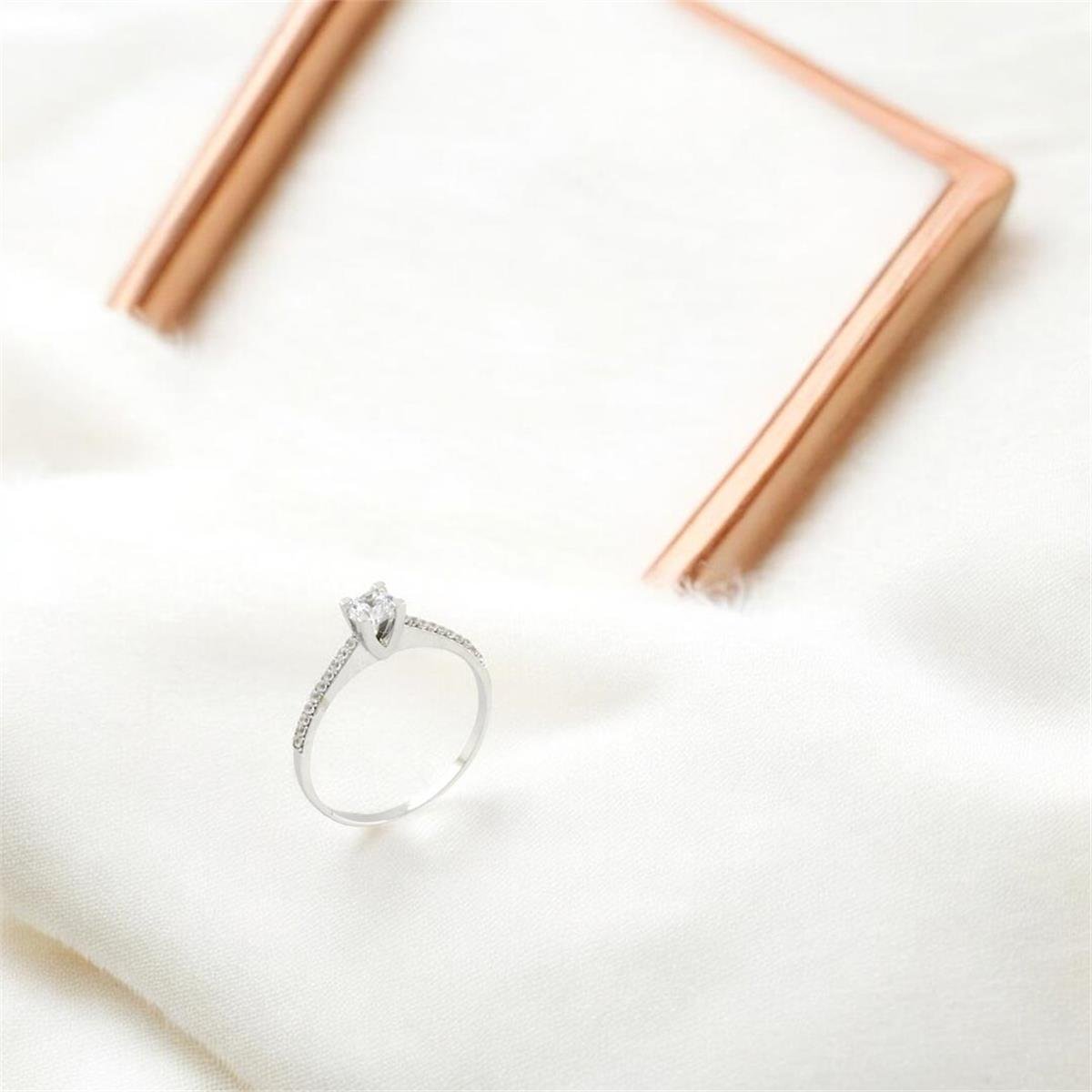 14 Ayar Altın Tektaş Yüzük  -  F003855