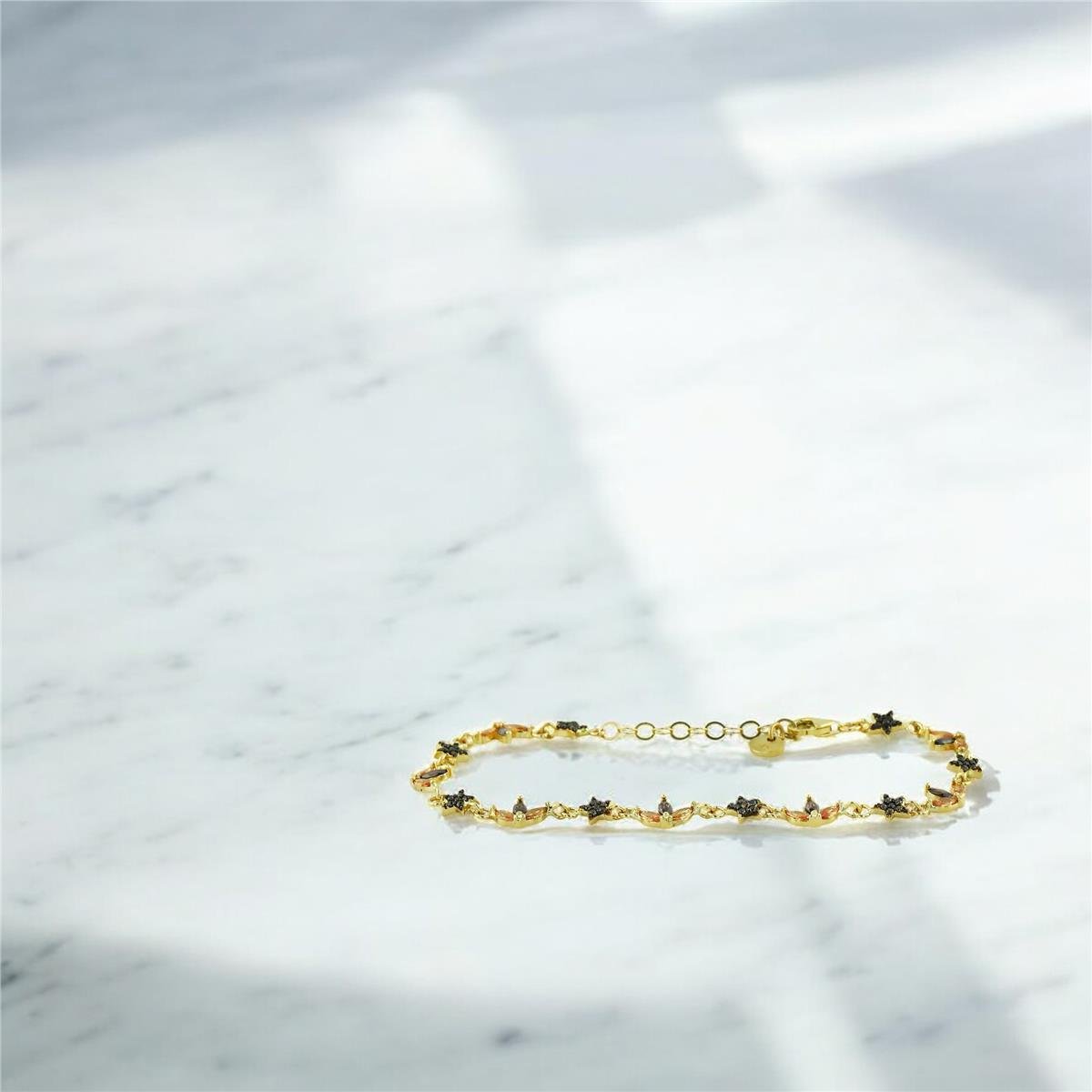 14 Ayar Altın Yıldızlı Bileklik  -  0203719