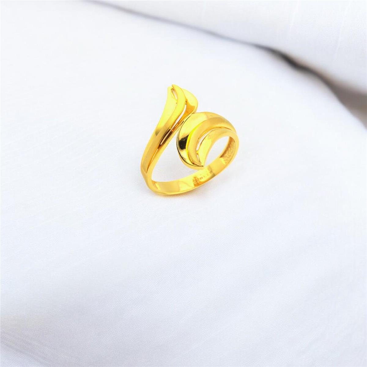 22 Ayar Altın Tasarım Yüzük  -  0180545