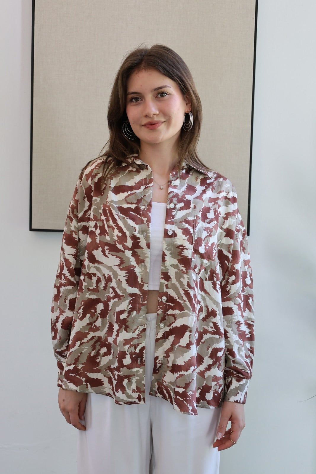 Batik Desen Tiril Kumaş Oversize Gömlek - Kahve