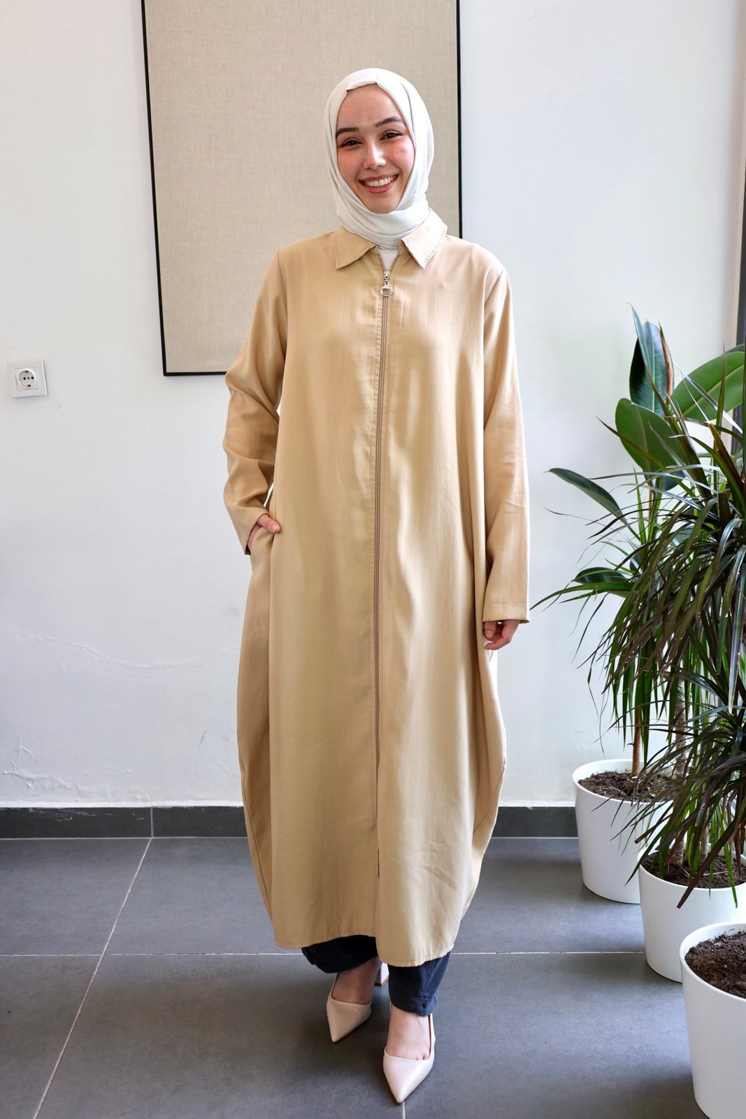 Giy Çık Kap Model Yırtmaç Detay - Camel