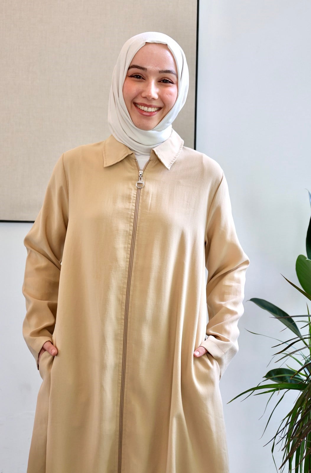 Giy Çık Kap Model Yırtmaç Detay - Camel