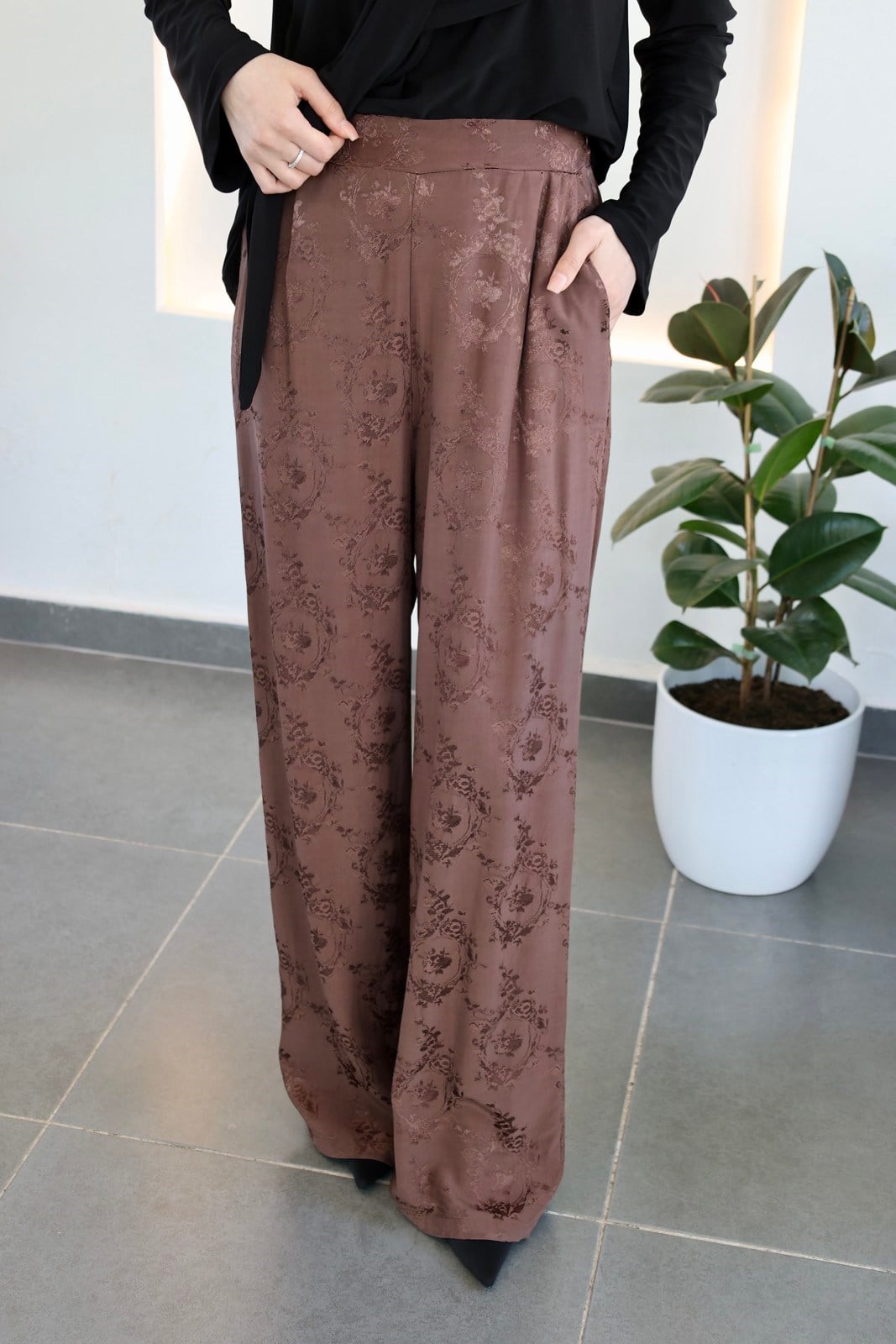 Jakarlı Desenli Pantolon - Kahve