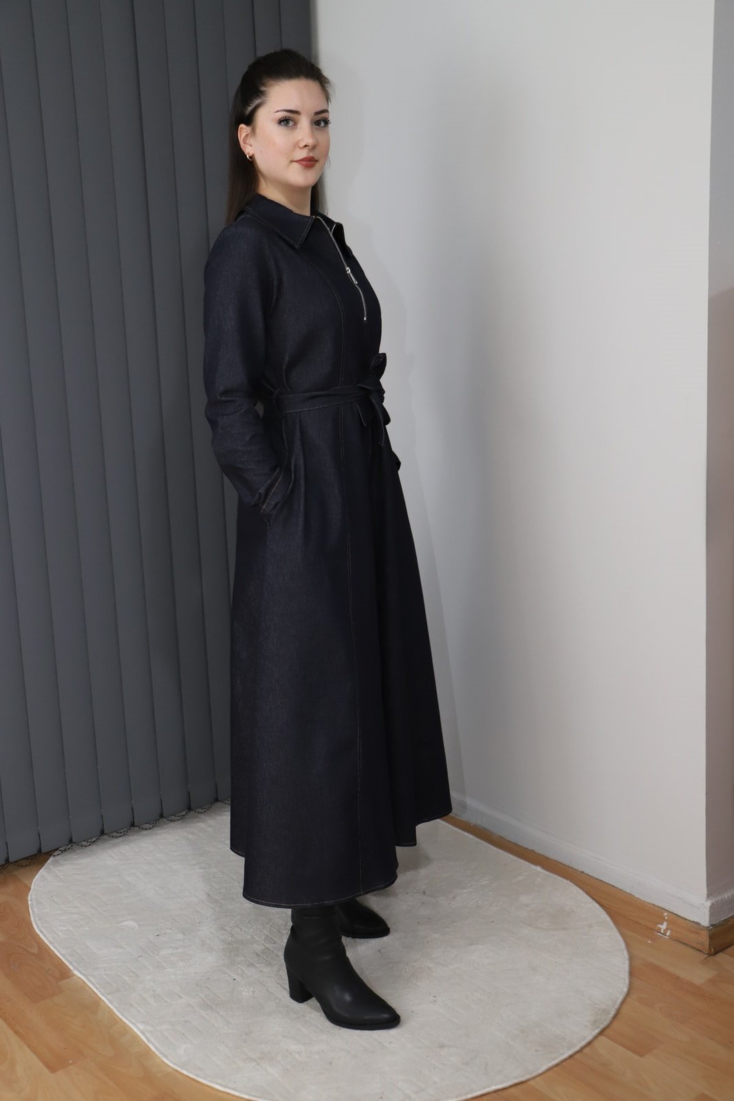 Kuşaklı Denim Elbise