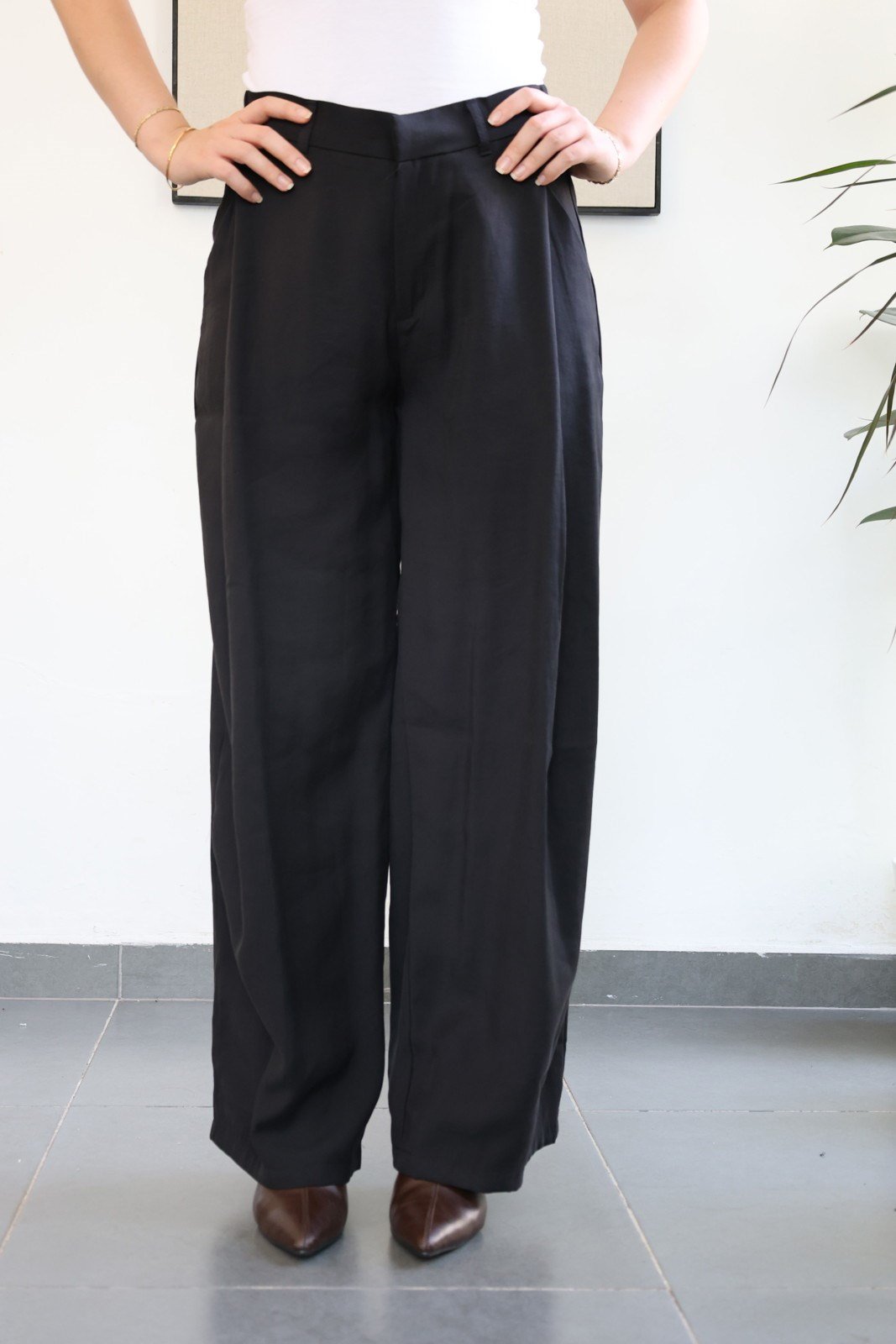 Pens Detaylı Modal Pantolon - Siyah
