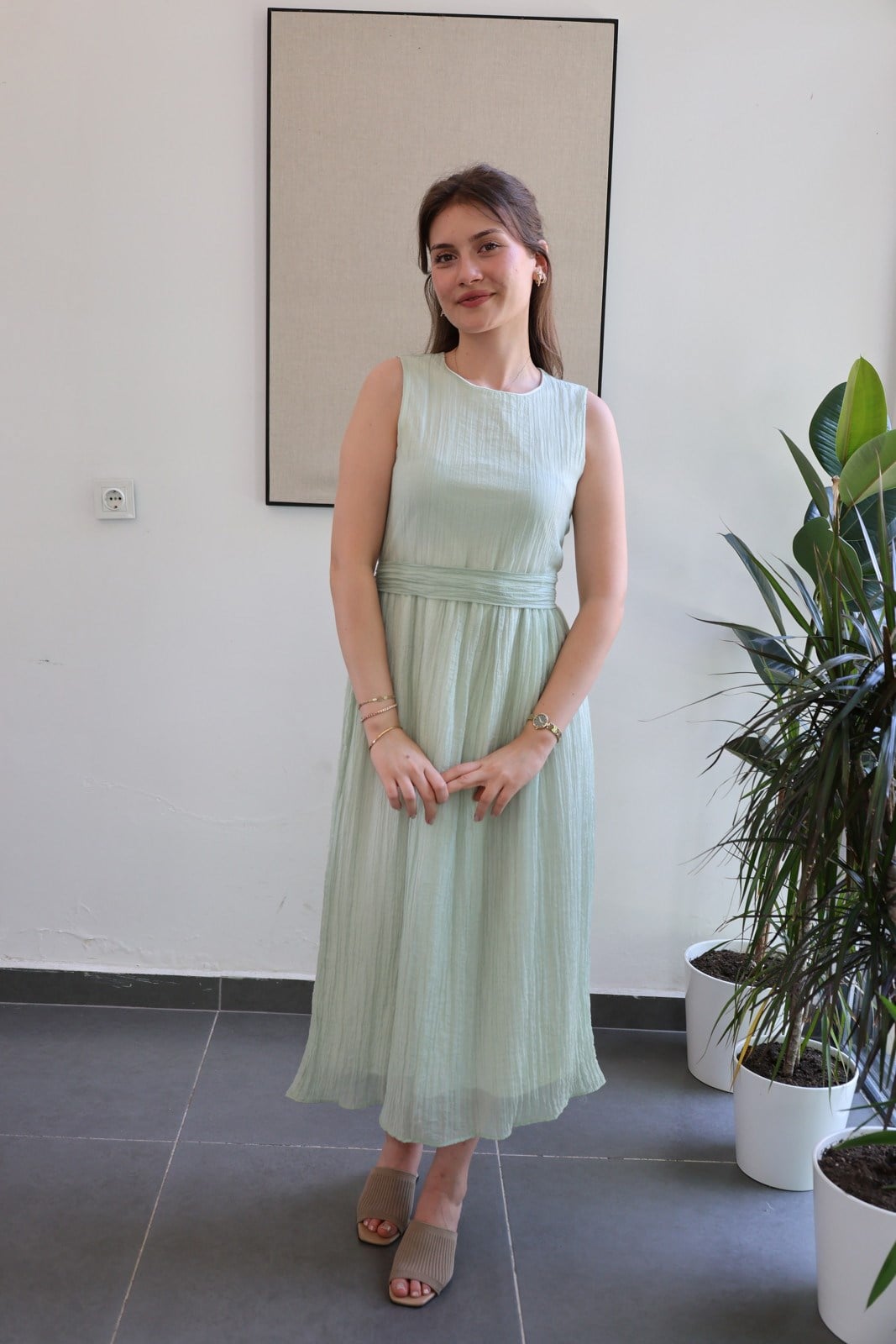 Piliseli Kolsuz Elbise - Mint