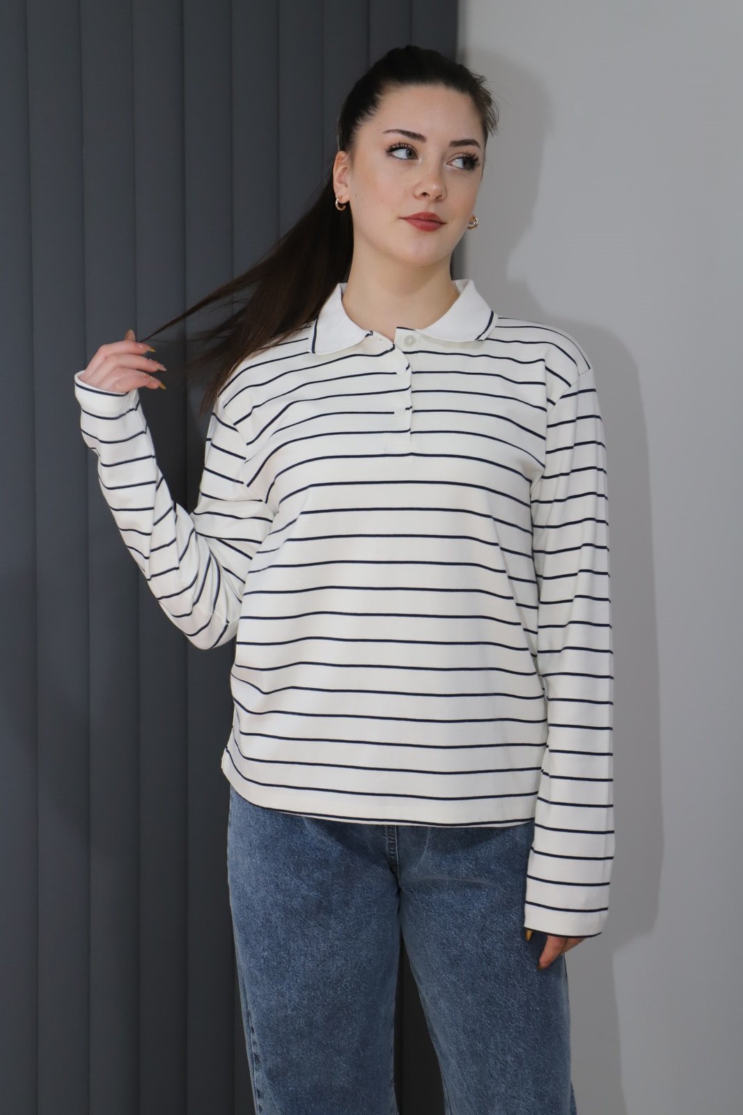 polo-yaka-cizgili-basic-sweatshirt-4919-b.jpg