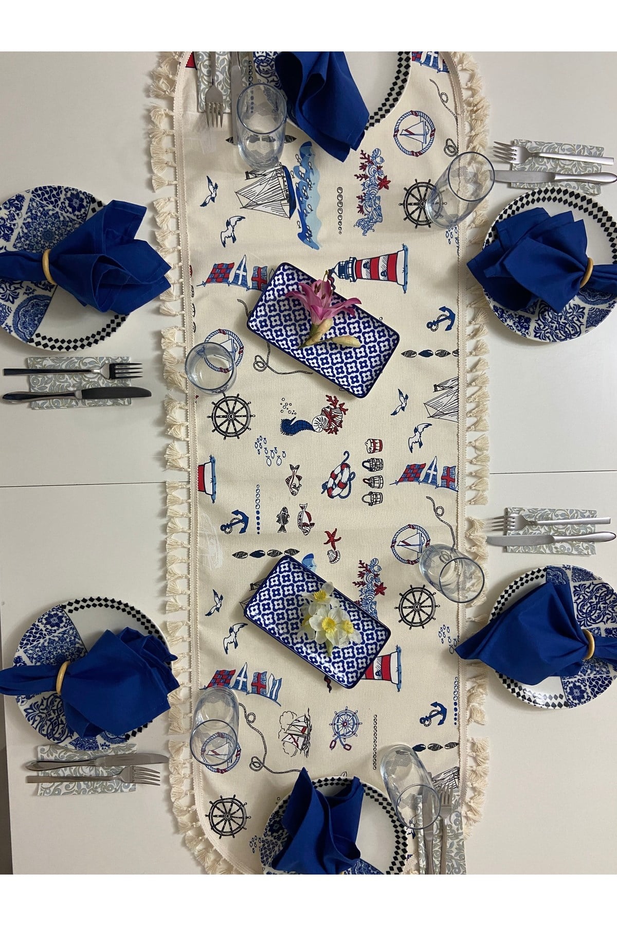 6 Peçeteli Balık Desenli Püsküllü Oval Runner 40 x 160cm