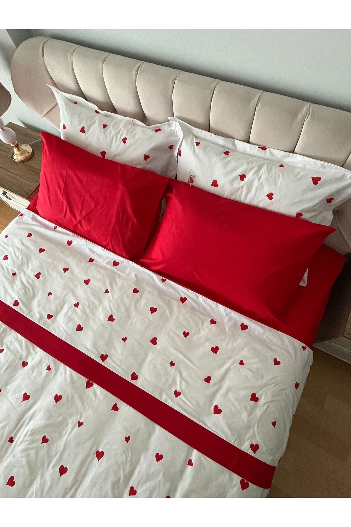 Biye Detaylı Kalp Desenli Çift Kişilik Patlı Nevresim Takımı 4 Parça