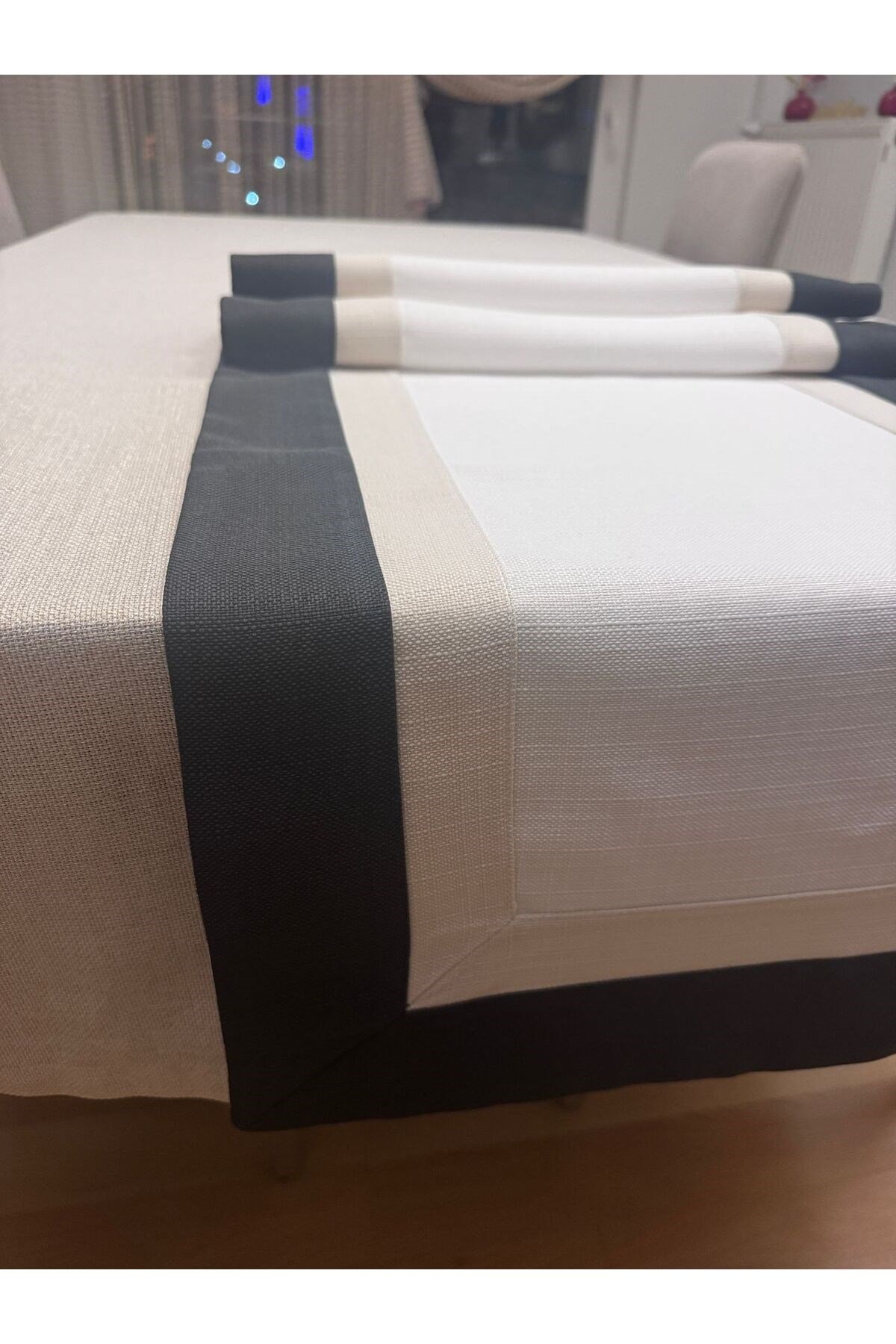 Çerçeve Detaylı Dertsiz Assos Modern Runner 45x150cm Swan