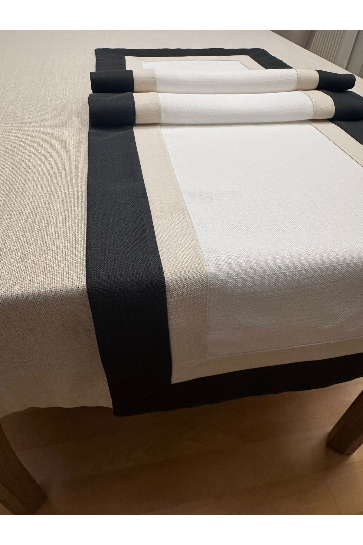 Çerçeve Detaylı Dertsiz Assos Modern Runner 45x150cm Swan