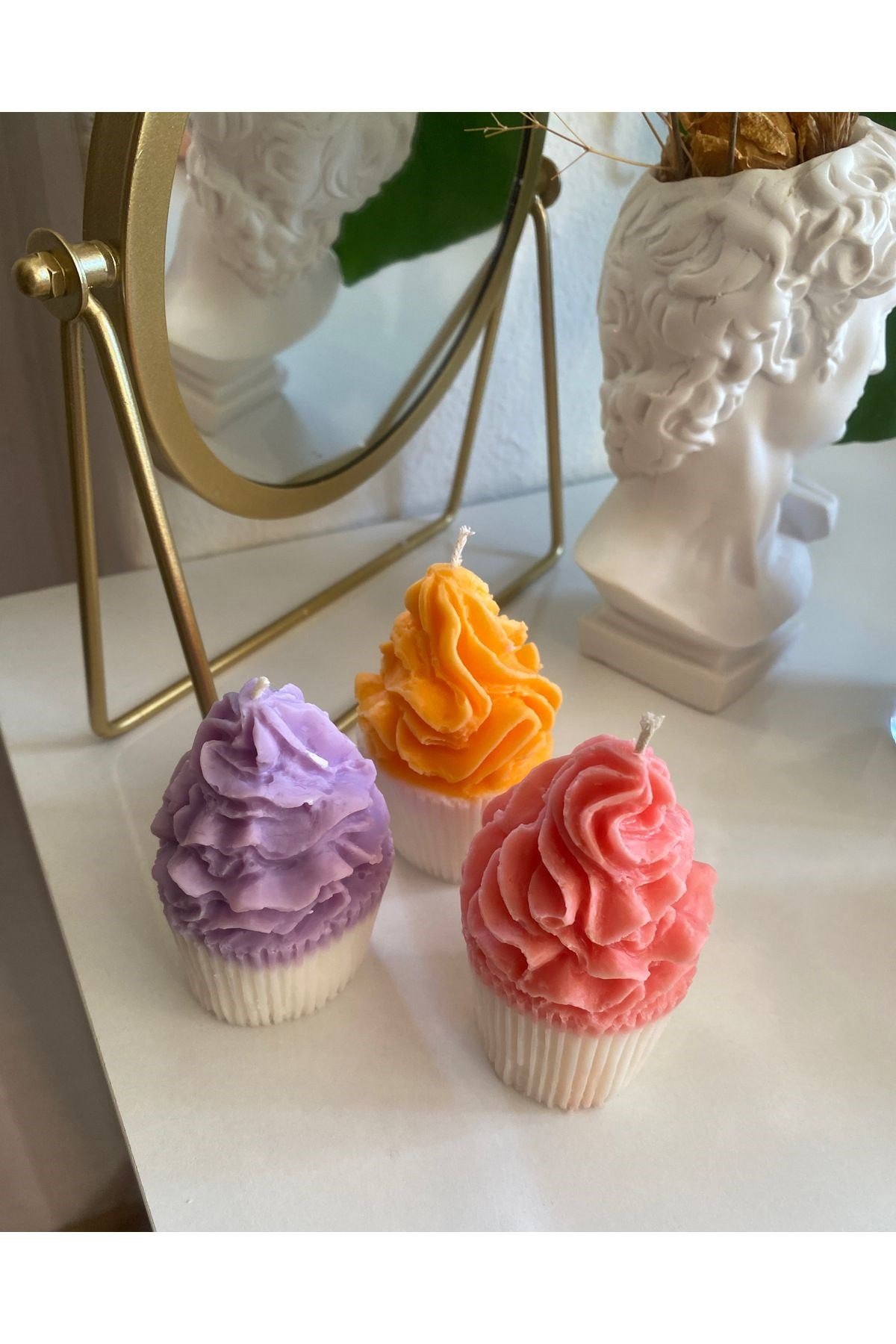 cupcake set candle