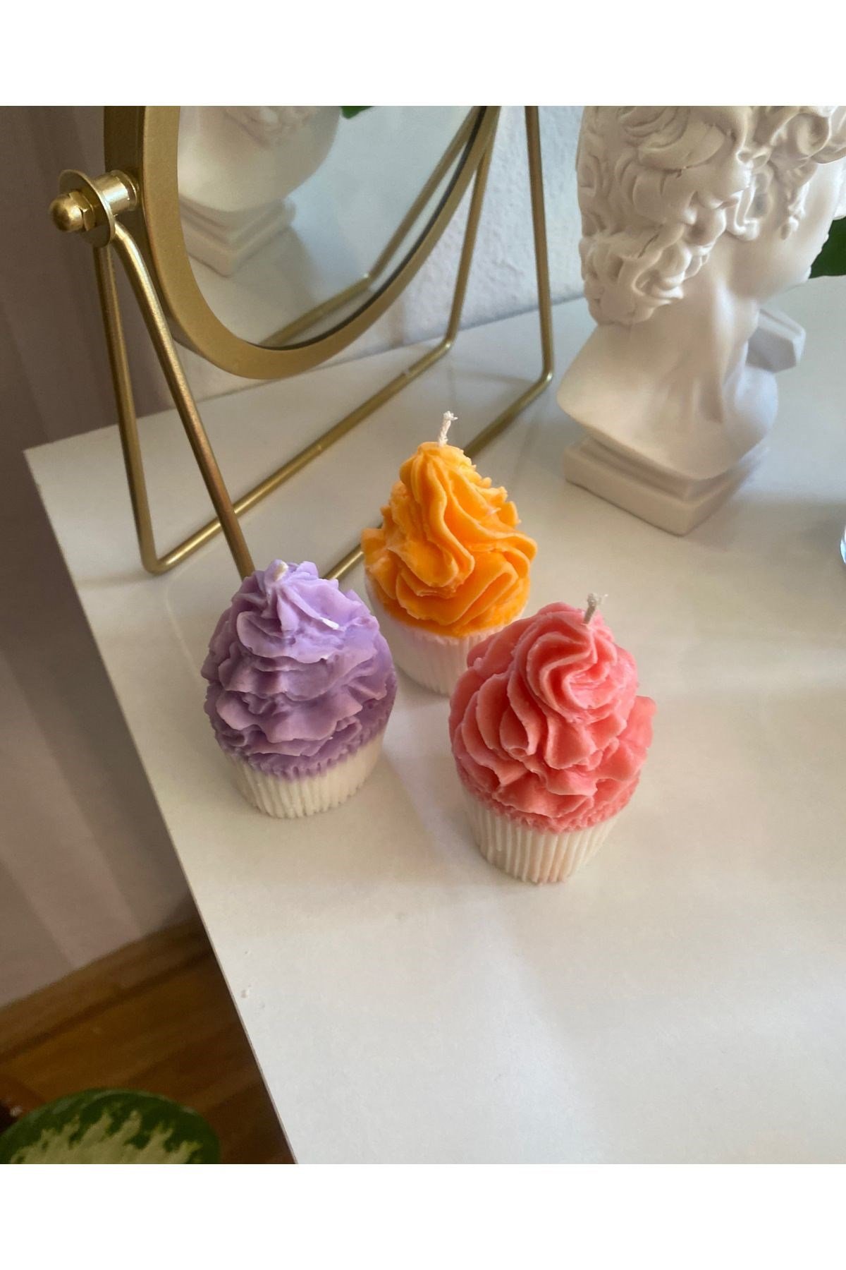 cupcake set candle