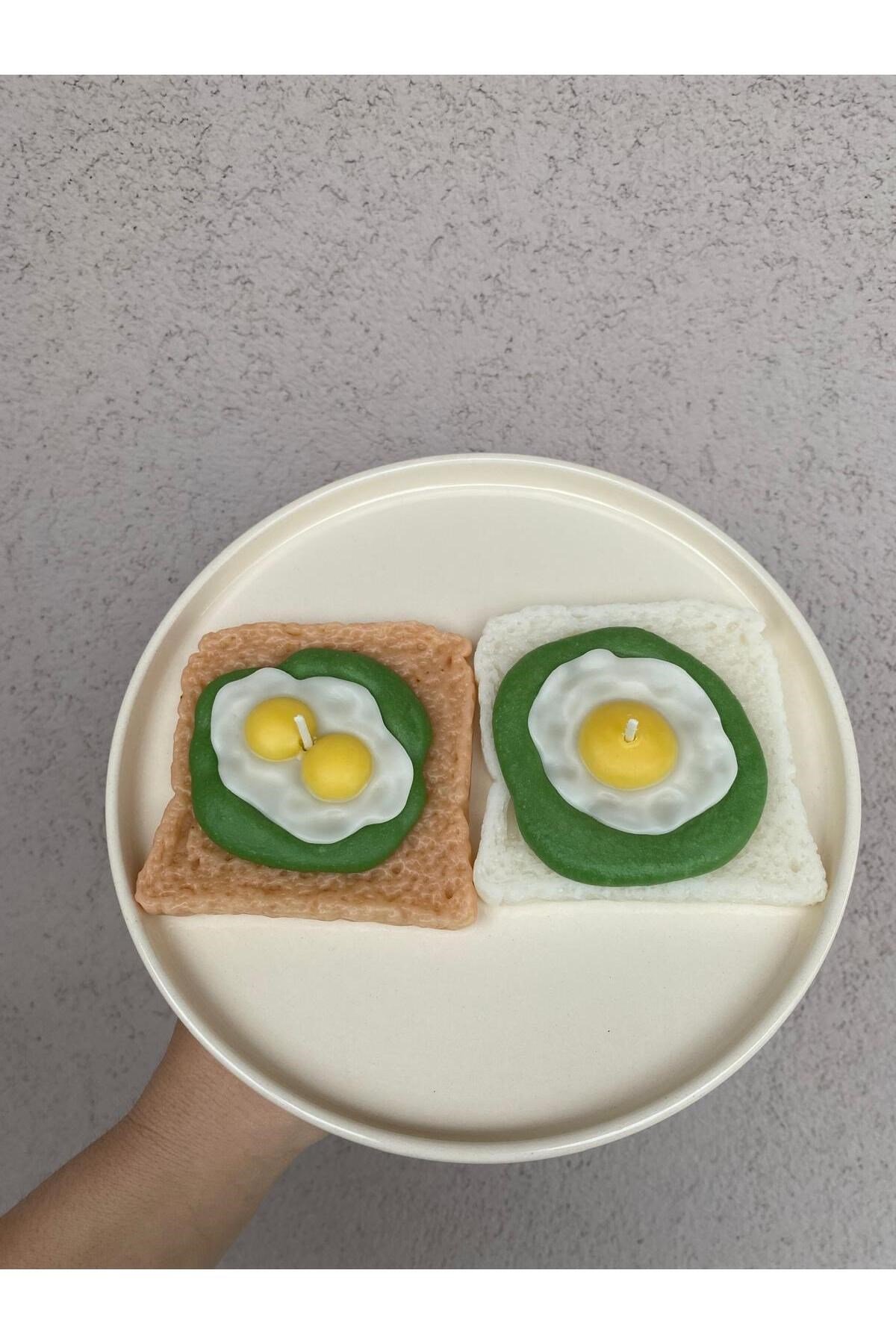 Ekmek Dilimi Temalı Avokado Ve Yumurtalı Gerçekçi Sağlıklı Diyet Mum
