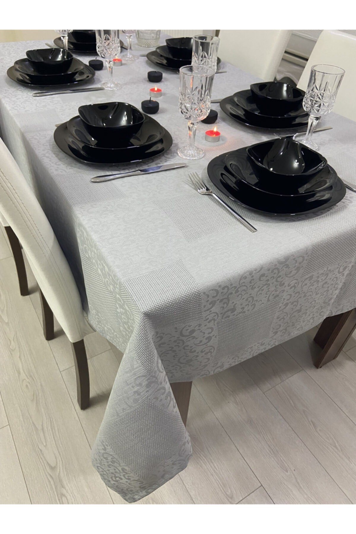 Etuval Kendinden Desenli Salon Masa Örtüsü