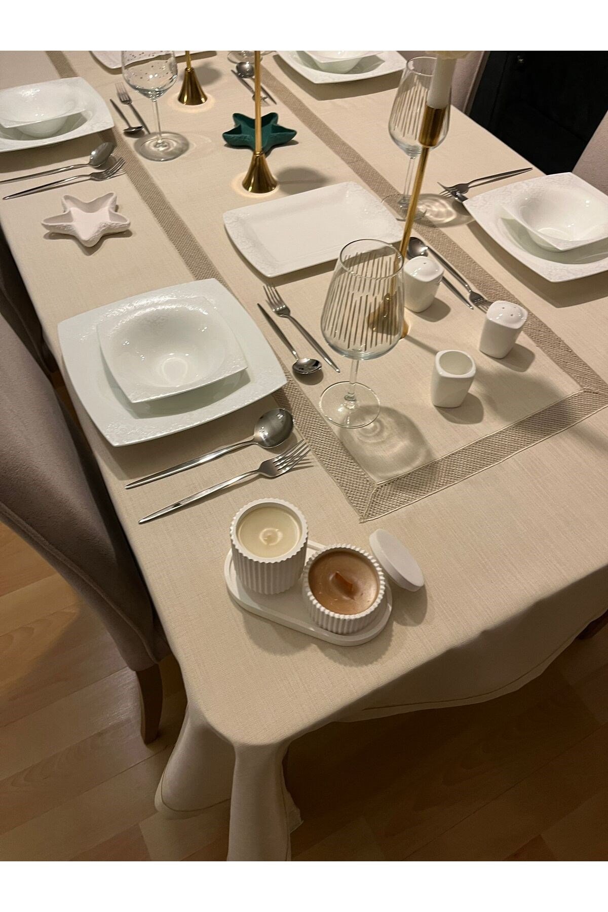 Fransız Dantel ve Piko Sarma Detaylı Dertsiz Çeyiz Salon Masa Örtüsü