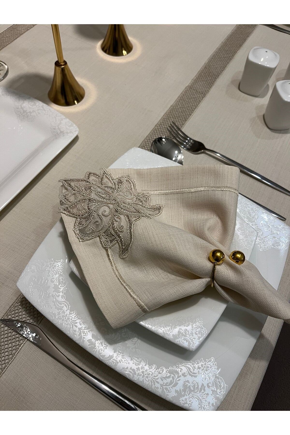 Fransız Dantel ve Piko Sarma Detaylı Servis Sunum Peçetesi 6 Adet