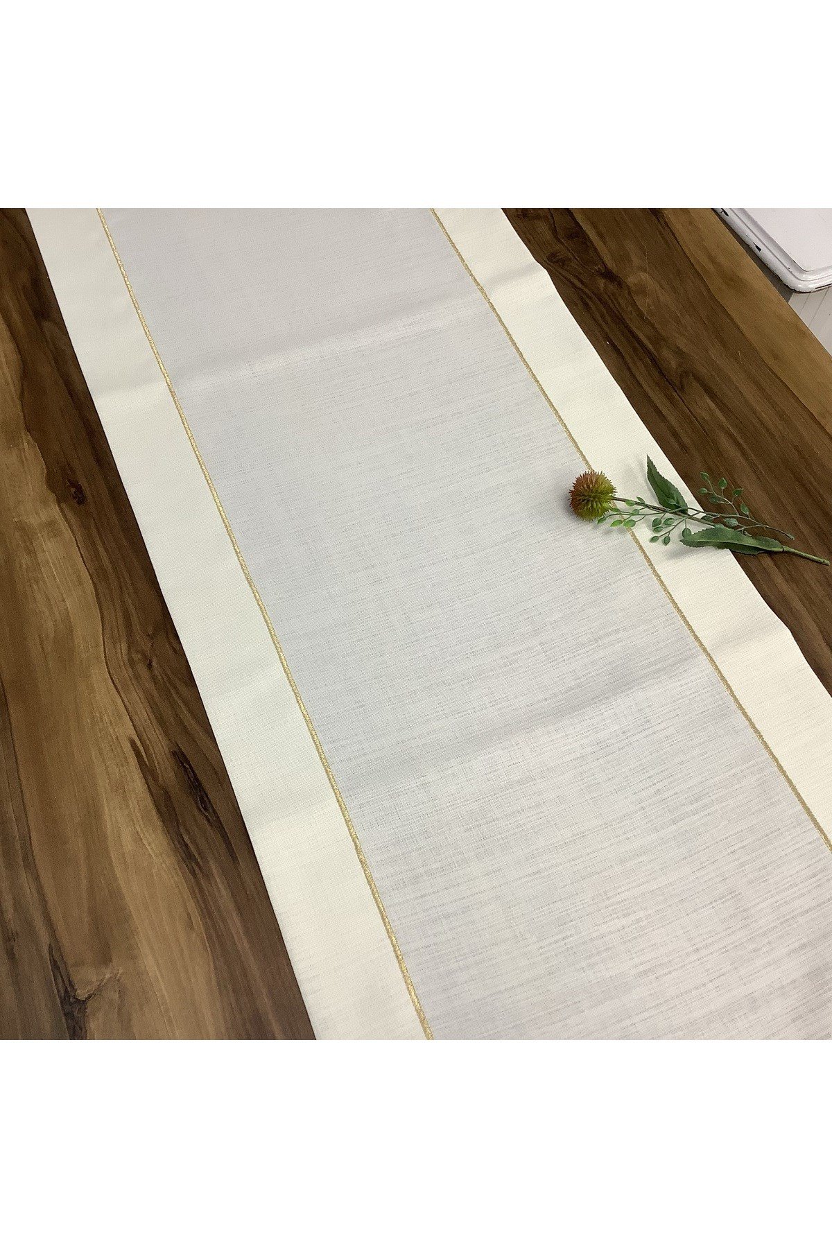 Gold Tek Sıra Pikolu Masa Örtüsü ve Ranır Set - 2 parça