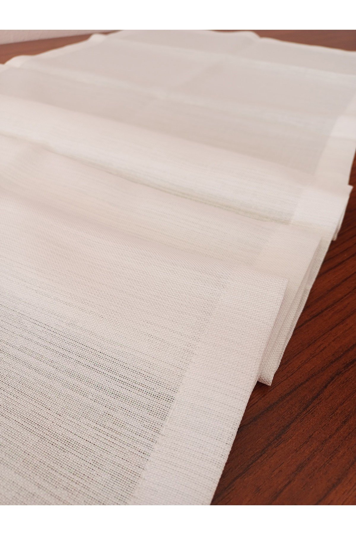 Keten Görünümlü Simli Dertsiz Runner 40x150