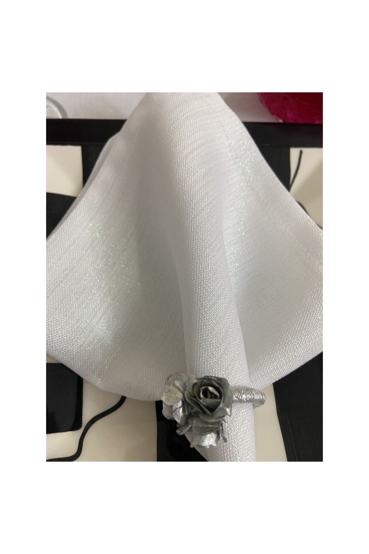 Keten Görünümlü Simli Dertsiz Servis Peçetesi 35x35 Beyaz 6 Adet