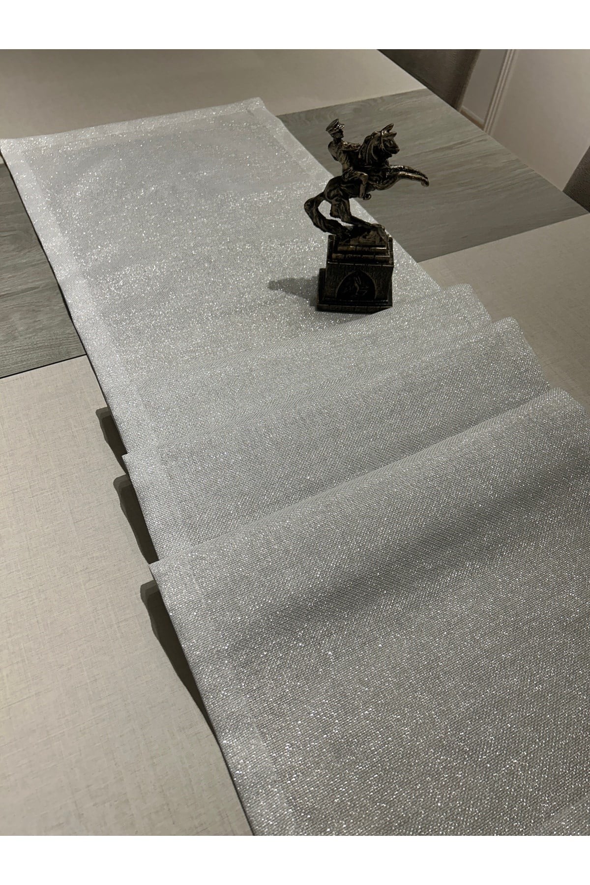 Keten Görünümlü Simli Linen Gümüş Runner 40 x 160