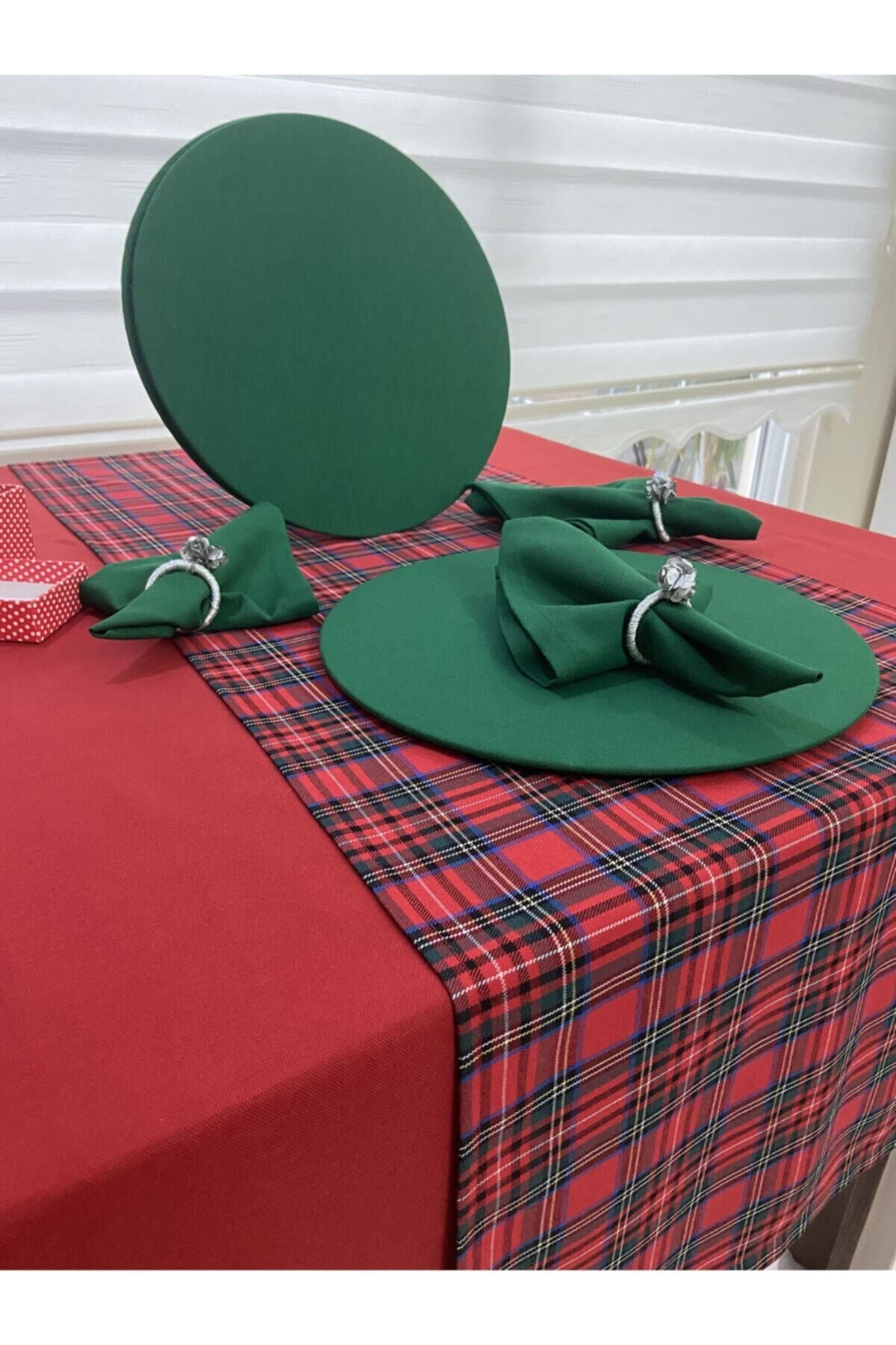 Kırmızı Masa Örtüsü ,ekose Runner , Yeşil Supla Seti , Peçete 4 Kişilik
