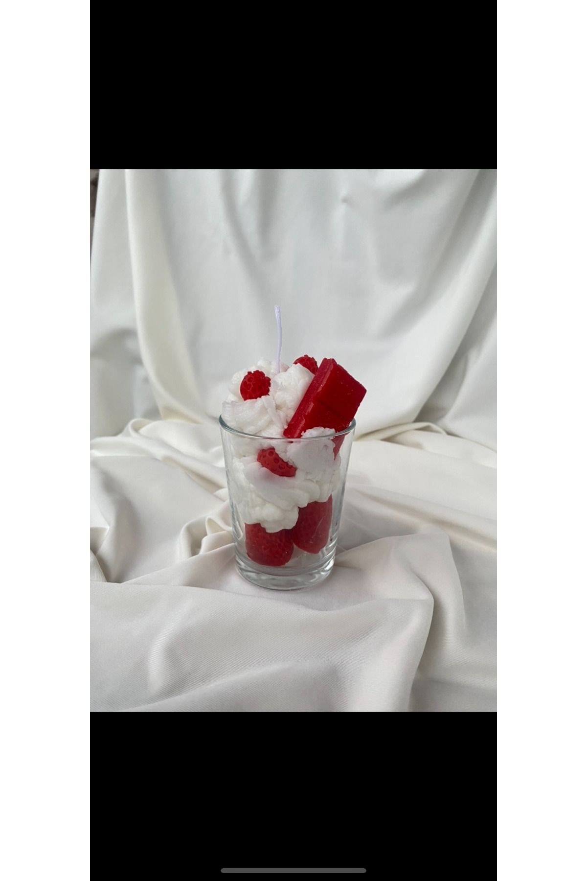 Kremalı ÇilekliKonsept Hediyelik Aromaterapi Mum