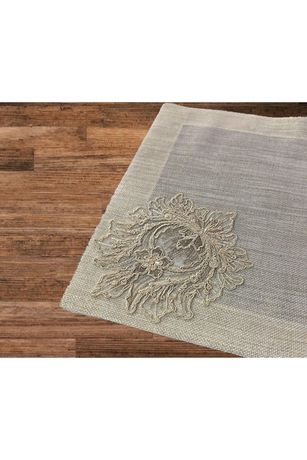 Lotus Dantel Detaylı Dertsiz PEÇETE , El İşçiliği Fransız Dantel, Simli Gold 40X40 - 6Adet