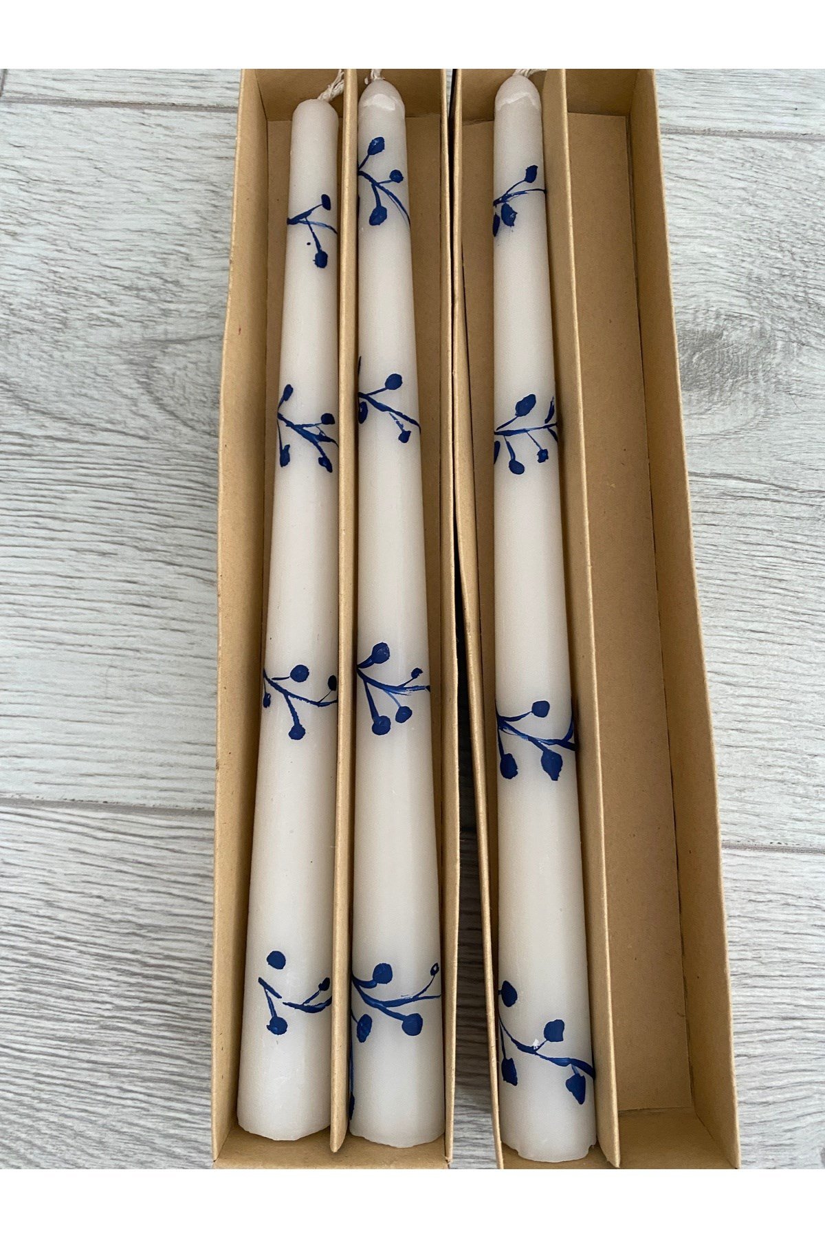 Mavi Çiçek Desenli El Çizimi Handmade Şamdan Kokulu Mum