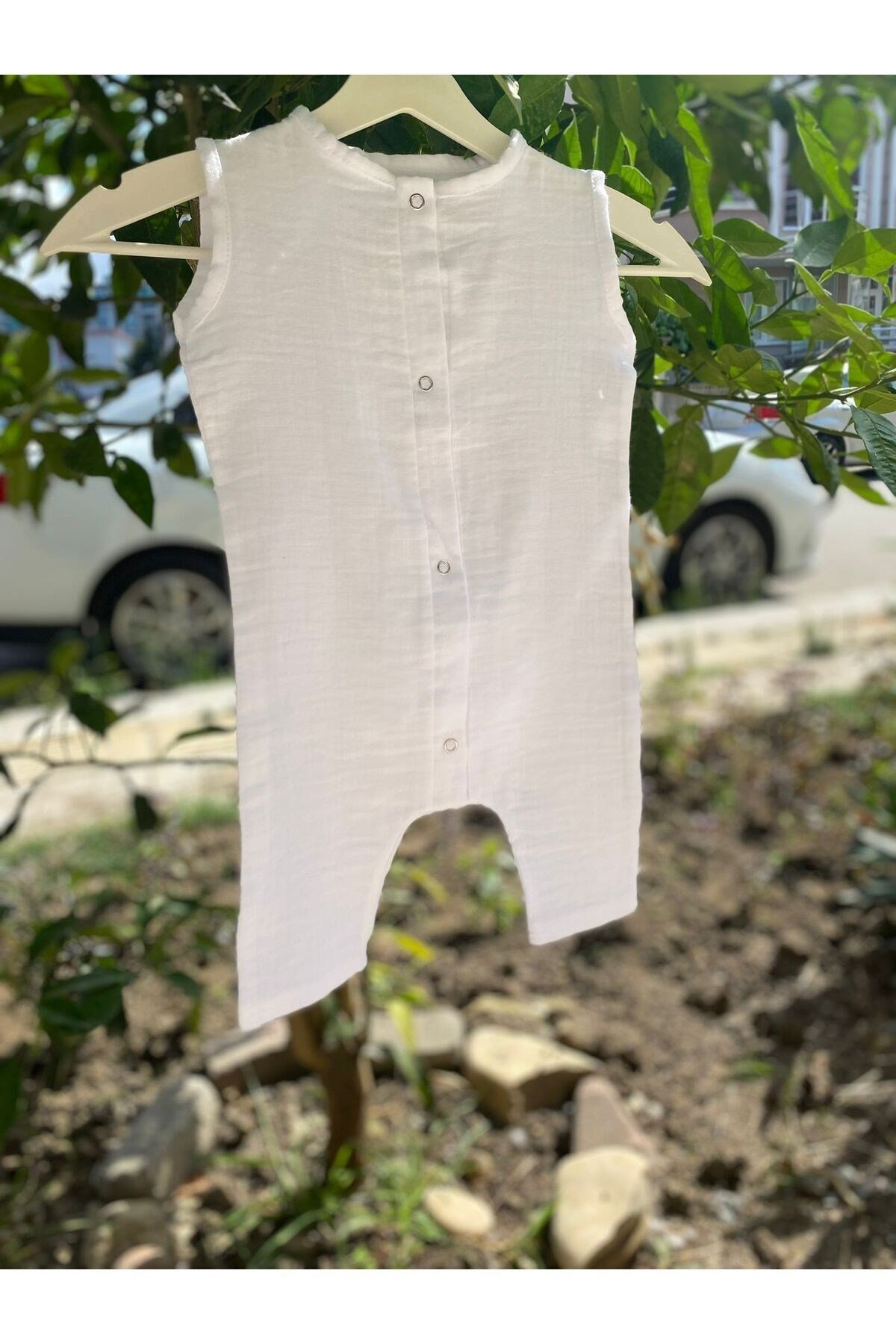 Organik Pamuklu Çift Kat Müslin Bezi Bebek Beyaz Kolsuz Tulum