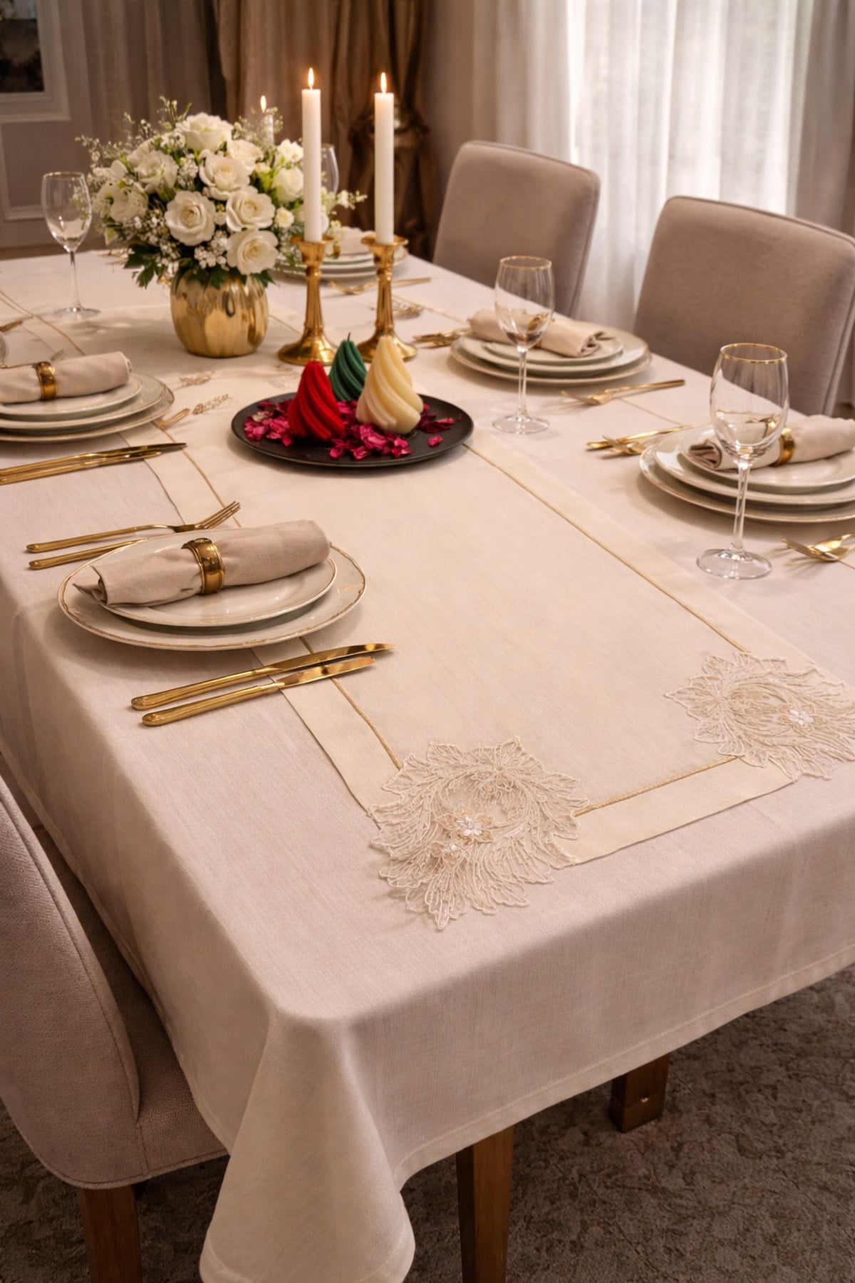 Piko Sarma Detaylı 4 Köşe Dantelli Runner 40 x 160 Krem