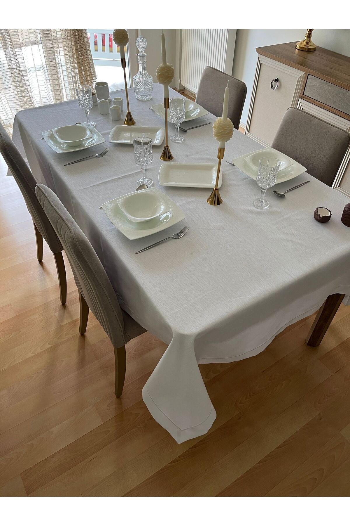 Piko Sarma Detaylı Polyester Keten Dertsiz Masa Örtüsü Beyaz + 12 Peçete