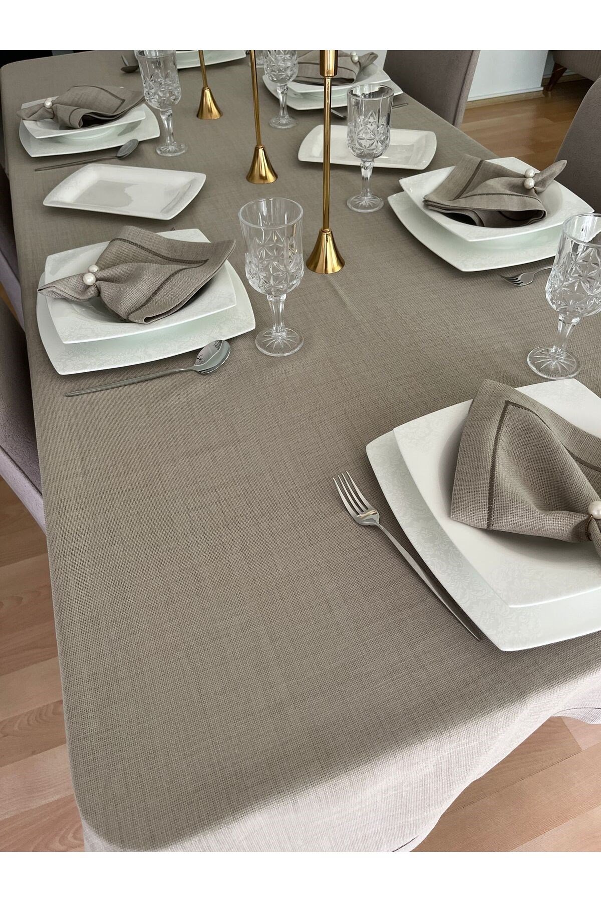 Piko Sarma Detaylı Polyester Keten Dertsiz Masa Örtüsü Taş Rengi + 6 Peçete