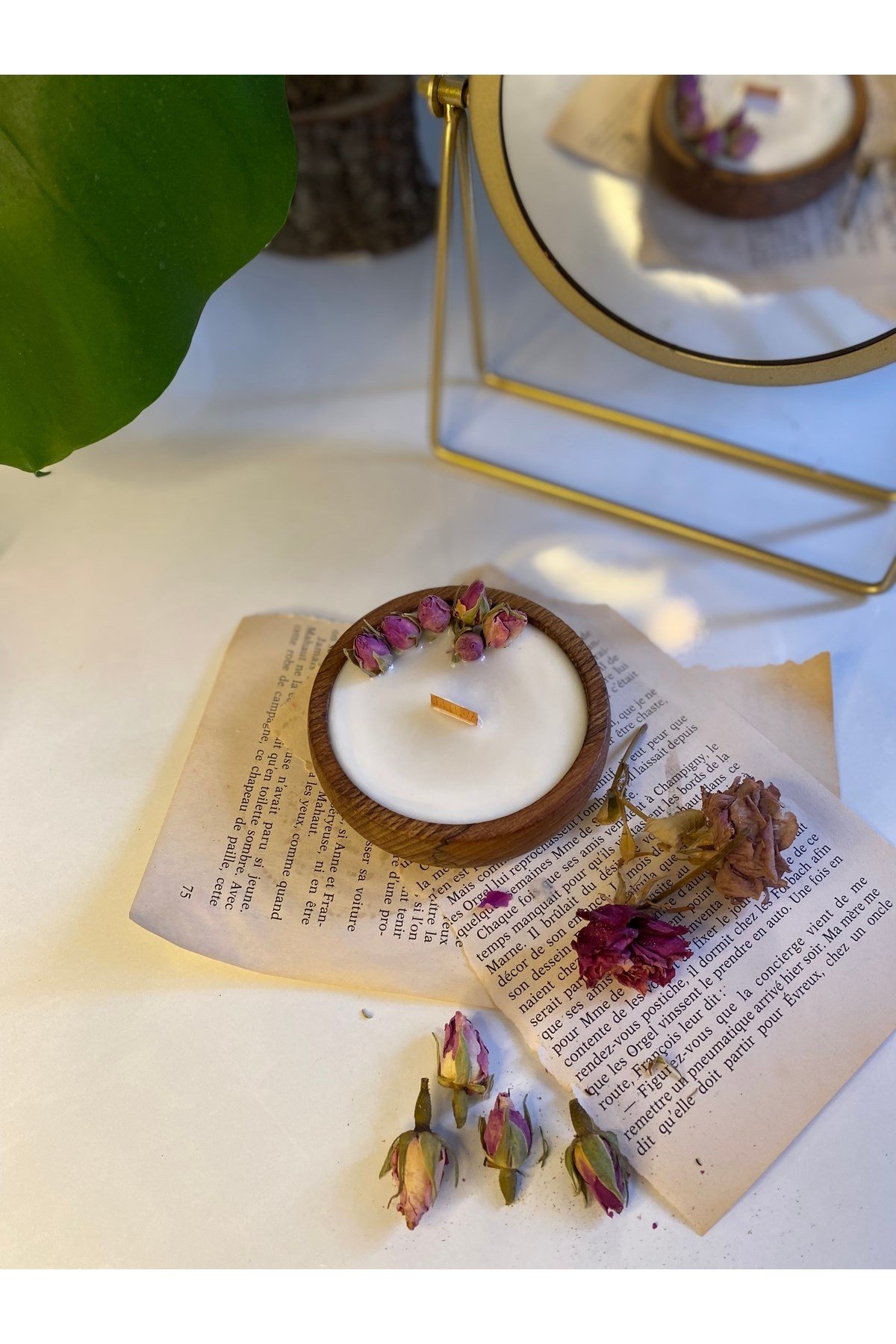 Pink Flowers Candle