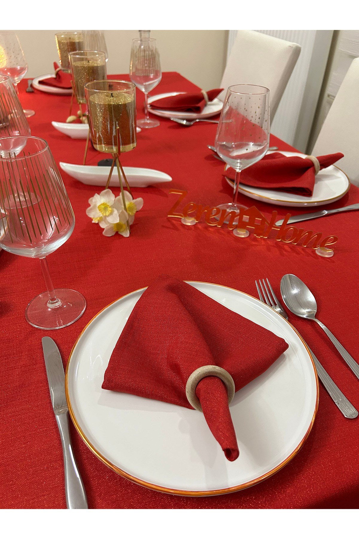 Polyester Keten Simli Masa Örtüsü Kırmızı