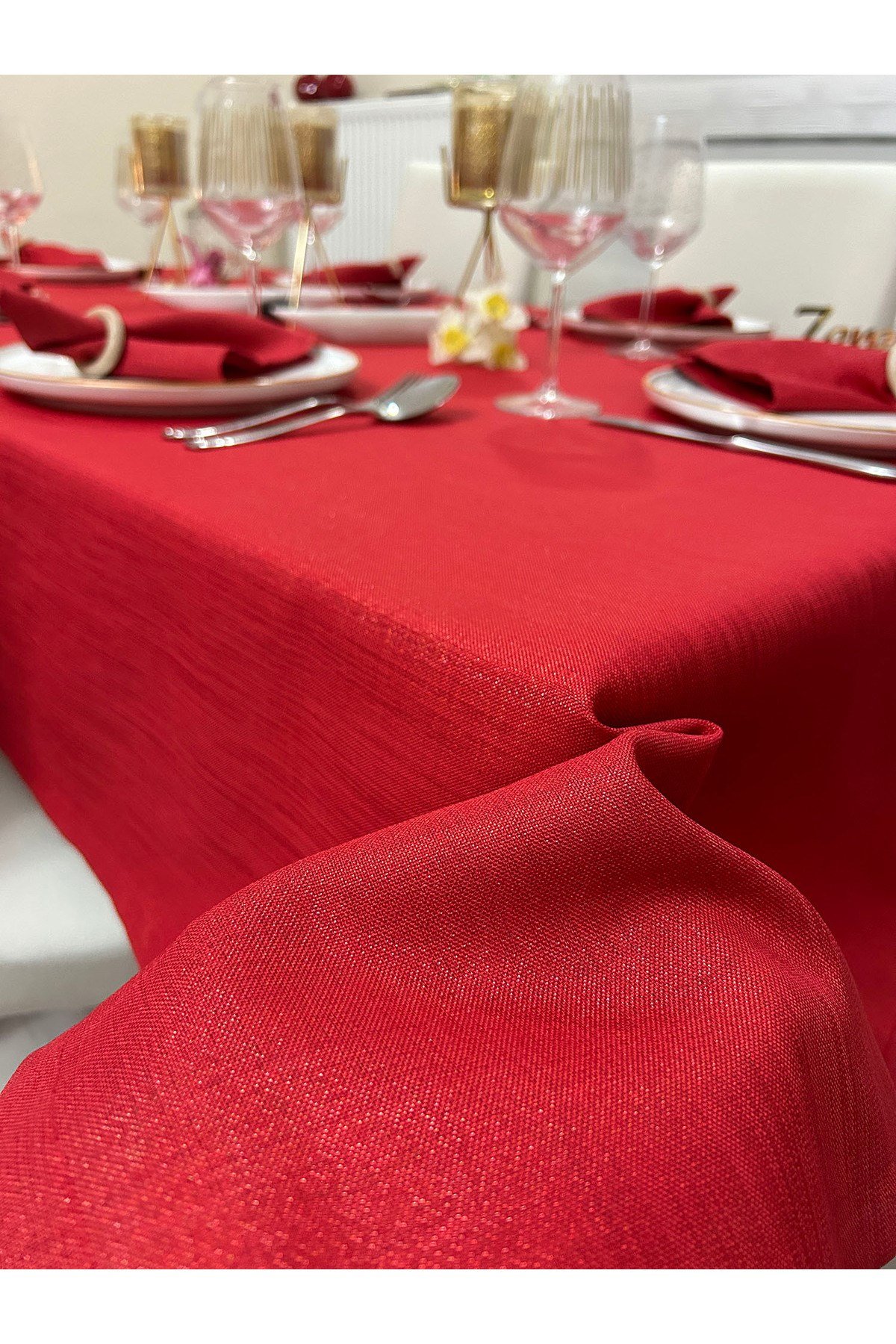 Polyester Keten Simli Masa Örtüsü Kırmızı