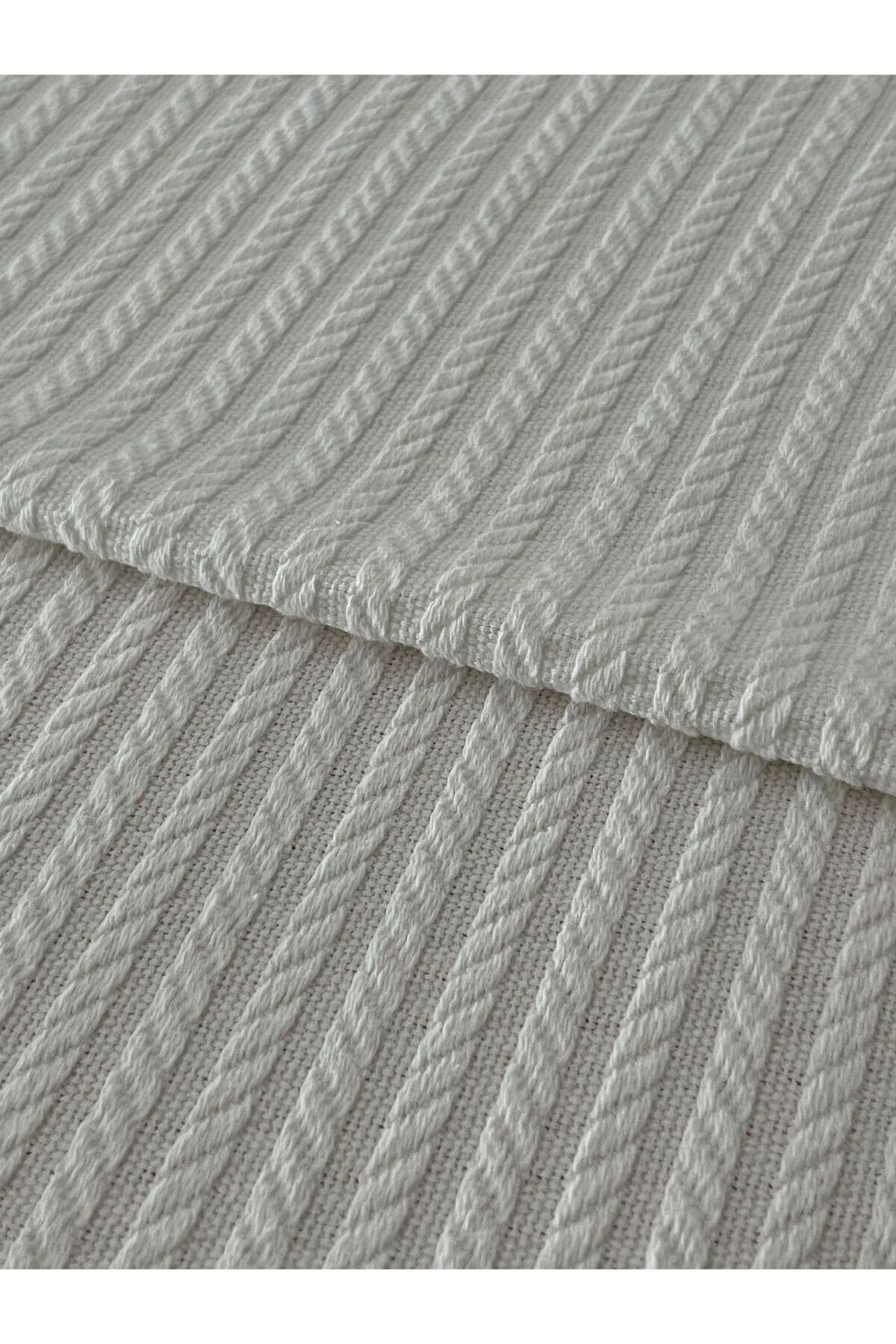 Saç Örgü Modelli Çift Kişilik Pamuklu Pike Krem 220 x 220 cm