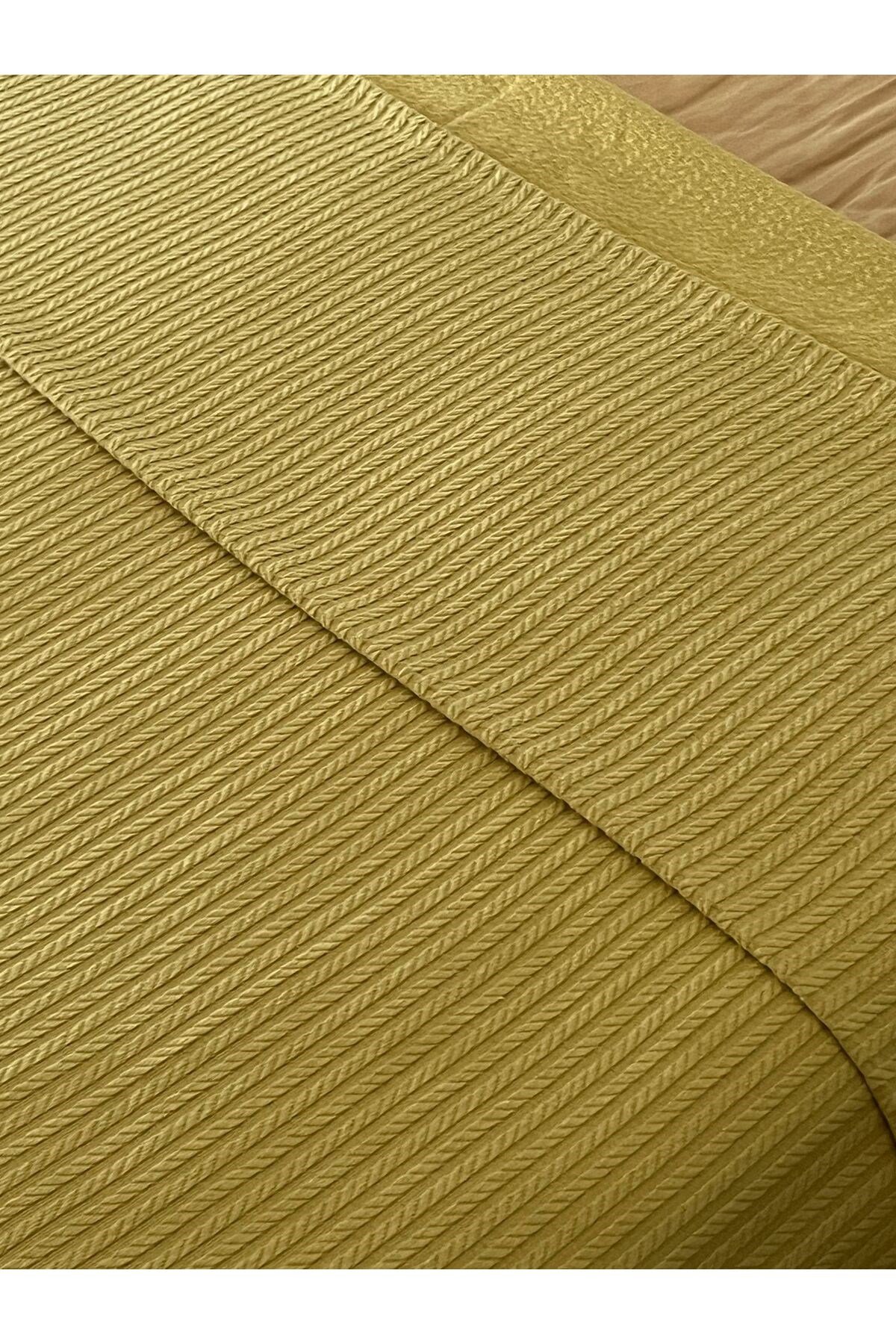 Saç Örgü Modelli Çift Kişilik Pamuklu Pike Hardal 220 x 220 cm