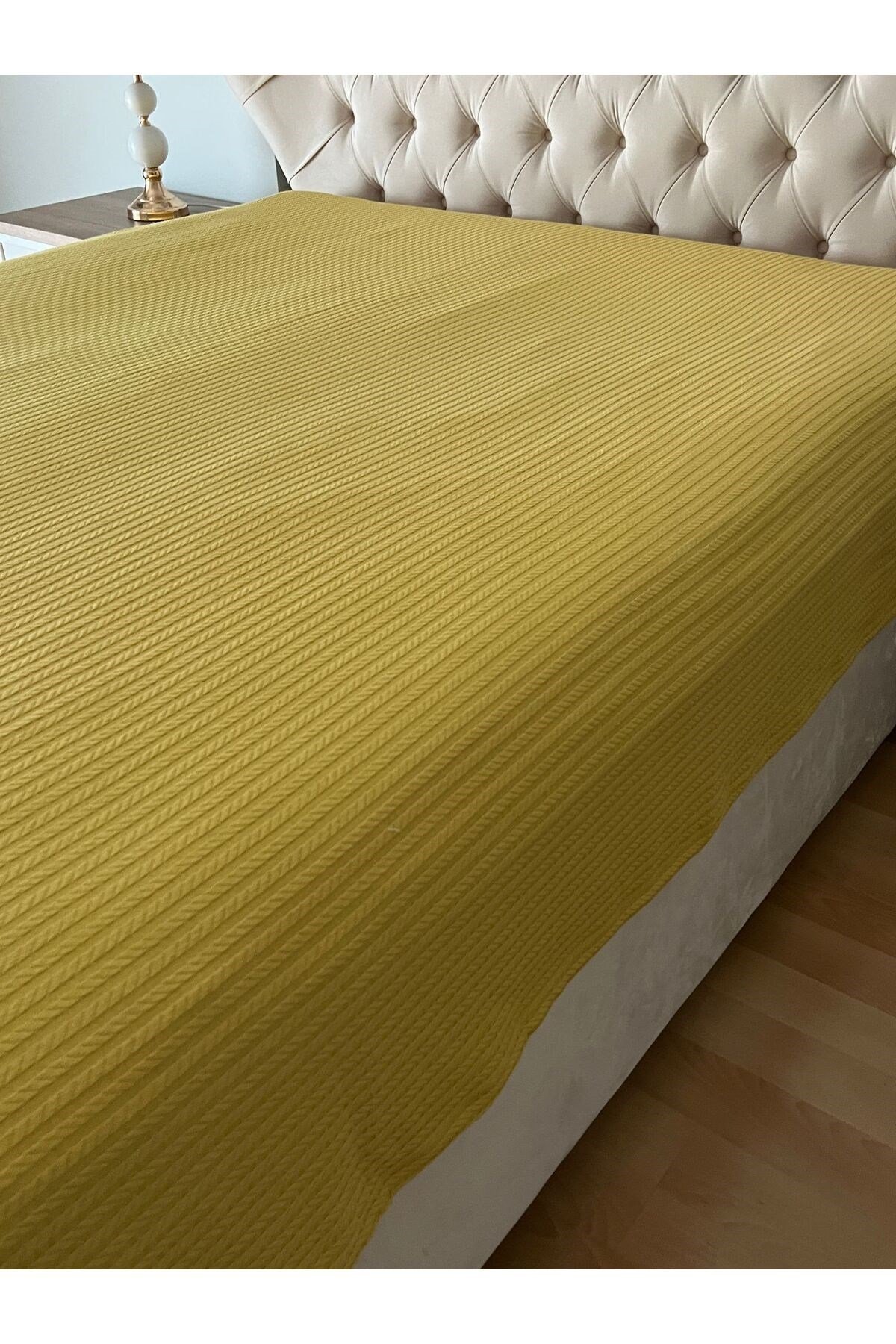 Saç Örgü Modelli Çift Kişilik Pamuklu Pike Hardal 220 x 220 cm