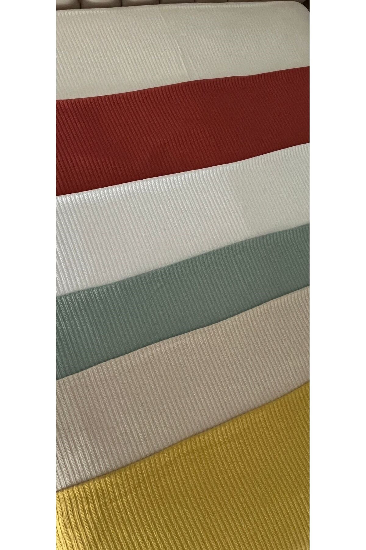 Saç Örgü Modelli Çift Kişilik Pamuklu Pike Krem 220 x 220 cm