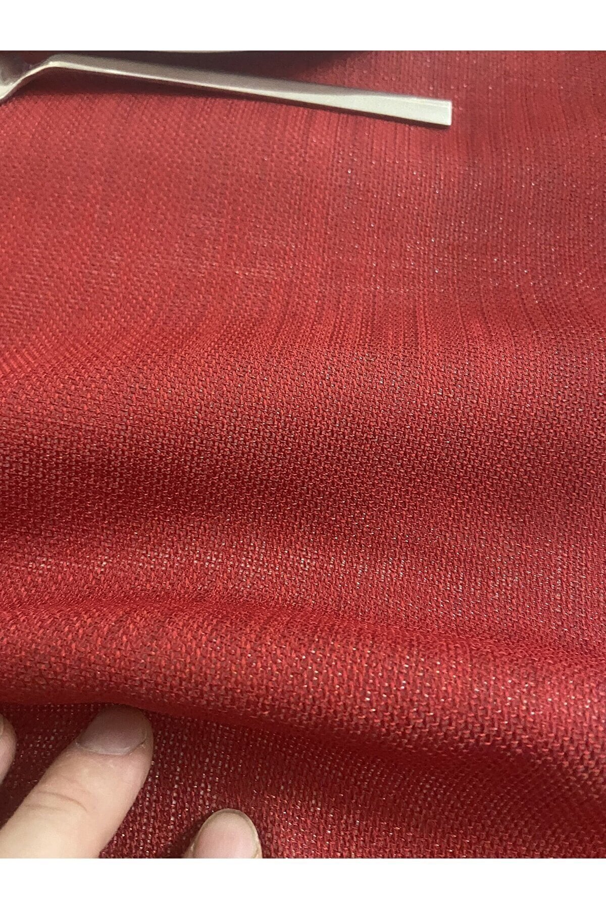 Simli Dertsiz Oval Masa Örtüsü 150 x 270