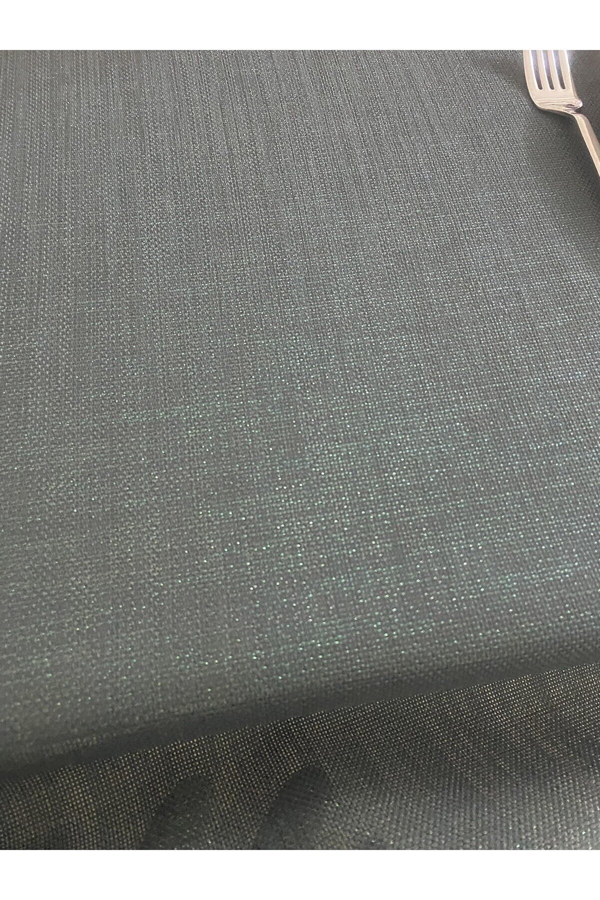 Simli Dertsiz Oval Masa Örtüsü 150 x 270