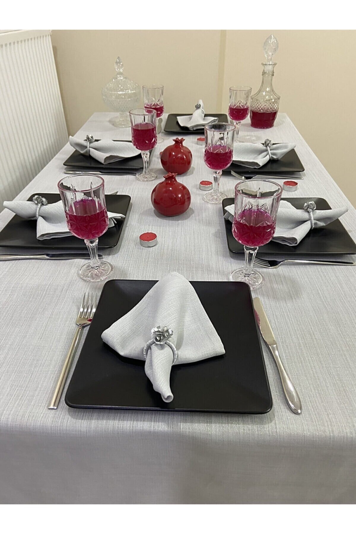 Simli Dertsiz Oval Masa Örtüsü 150 x 270