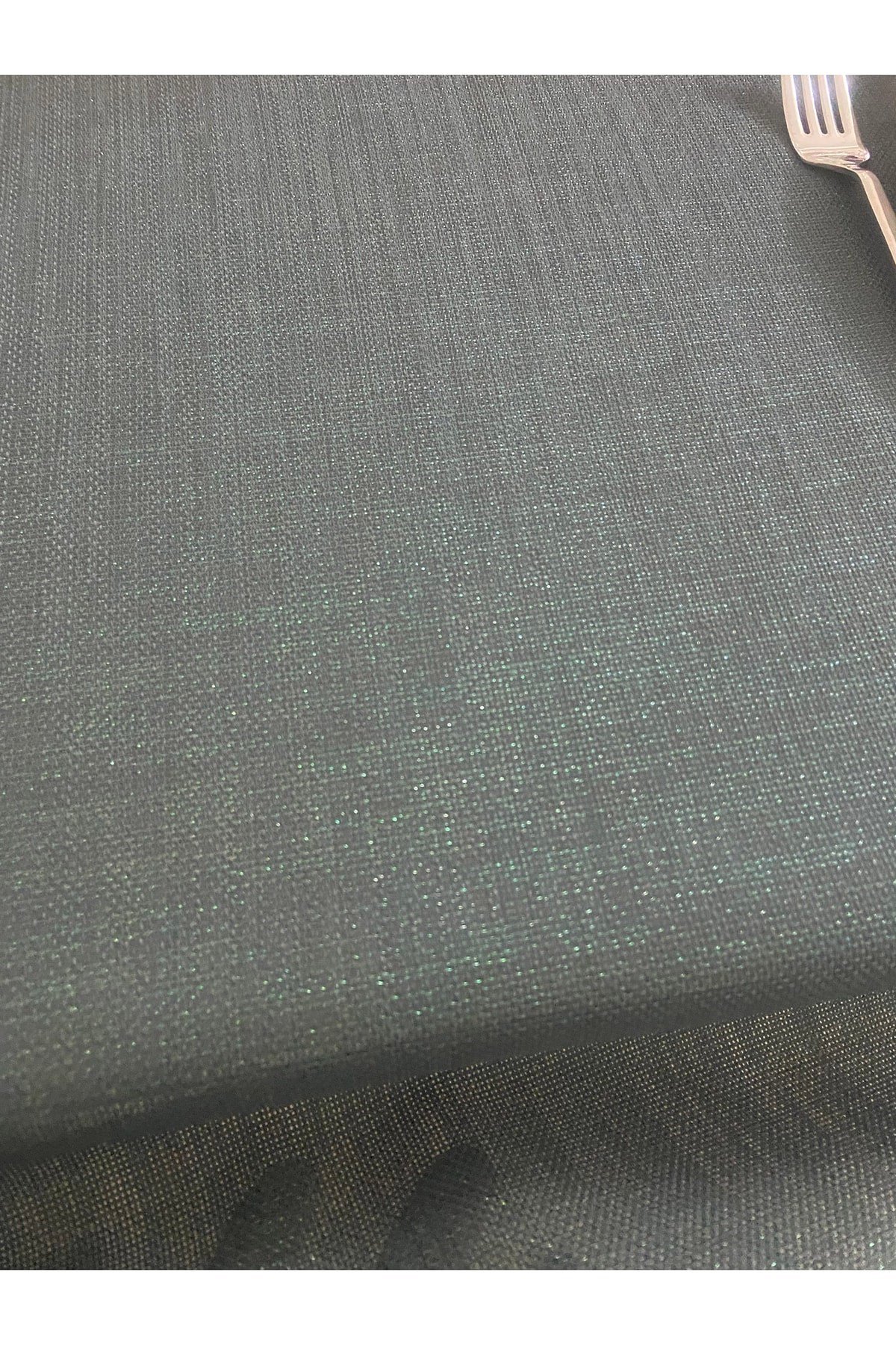 Simli Dertsiz Salon Masa Örtüsü Füme