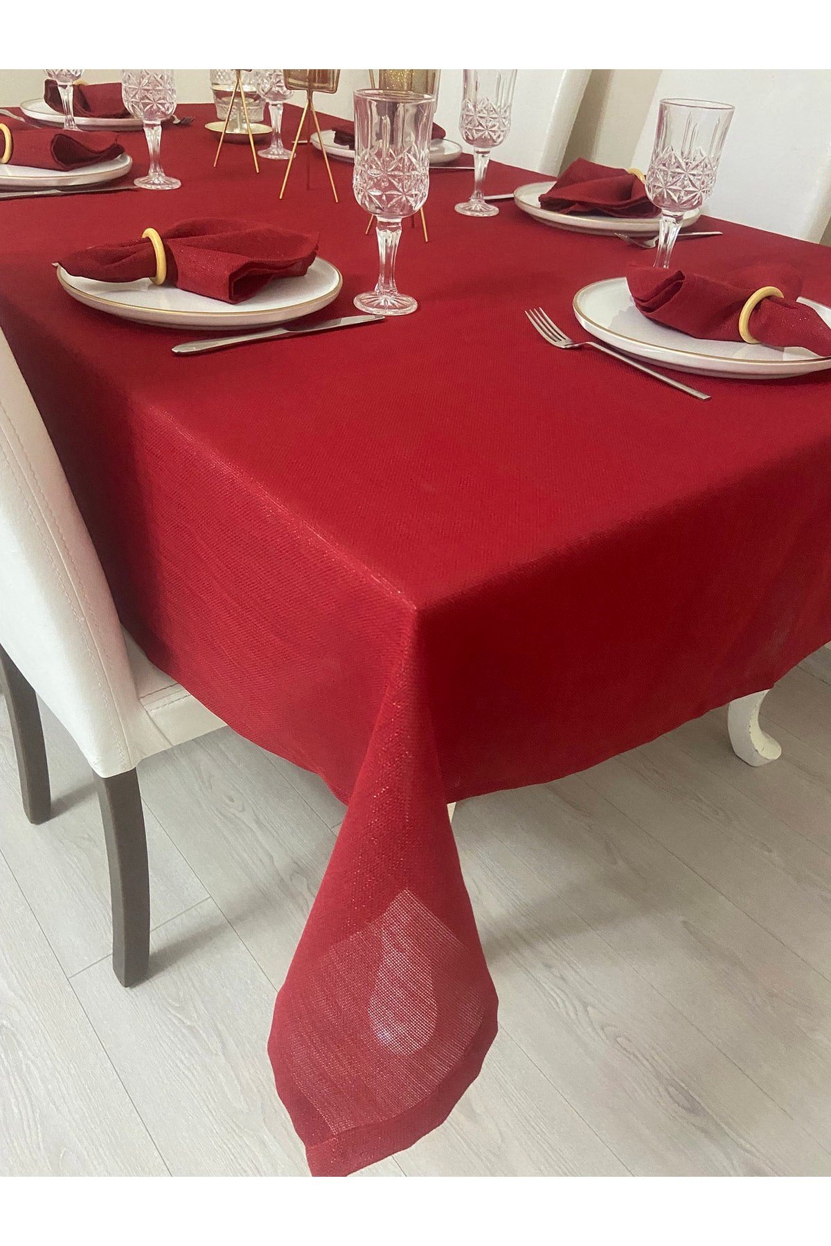 Simli Dertsiz Salon Masa Örtüsü Kırmızı 13 Parça