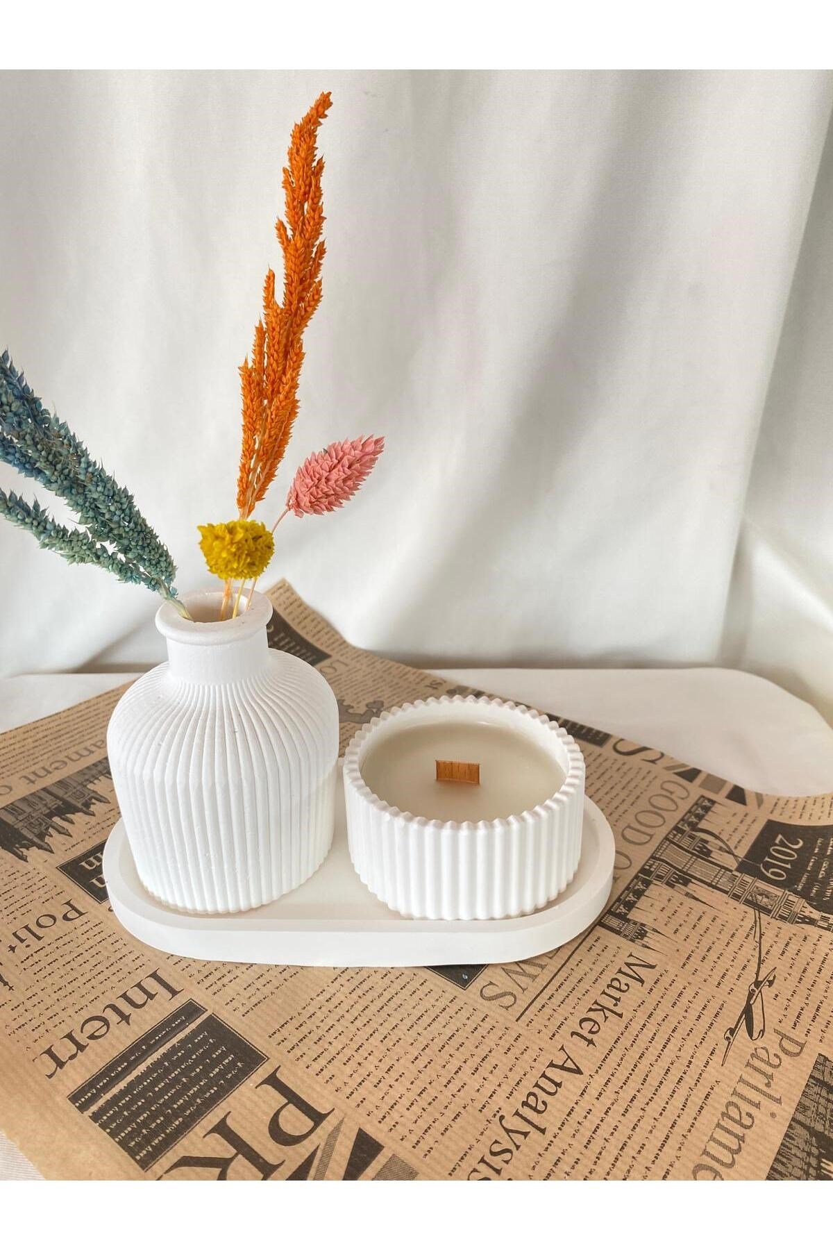 Şömine Sesli (ahşap fitilli) Kokulu Mum +Vazo + Tabak seti ( 3 Parça set)