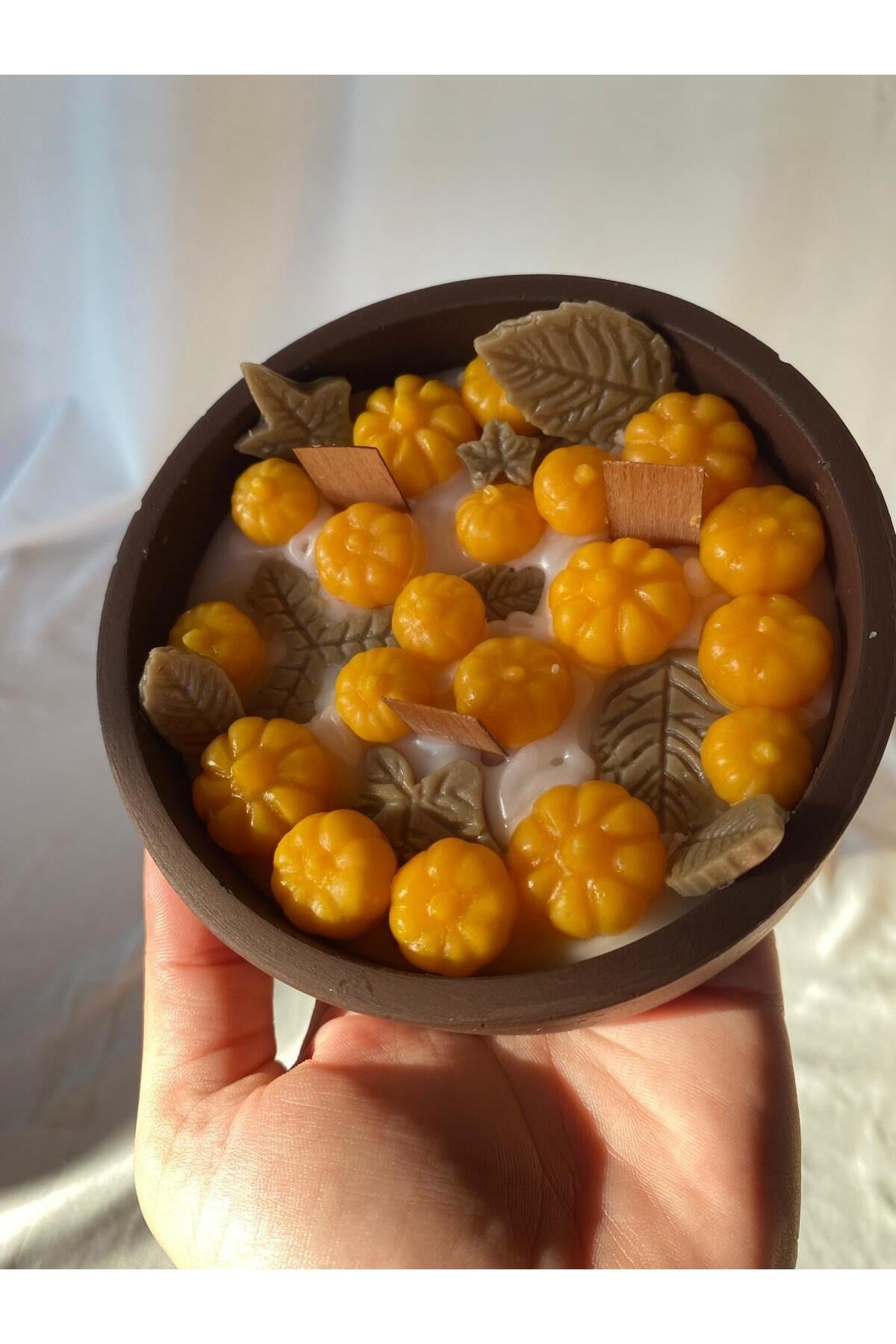Sonbahar Mumu - Balkabağı ve Yapraklı Büyük Kase Beton Mum