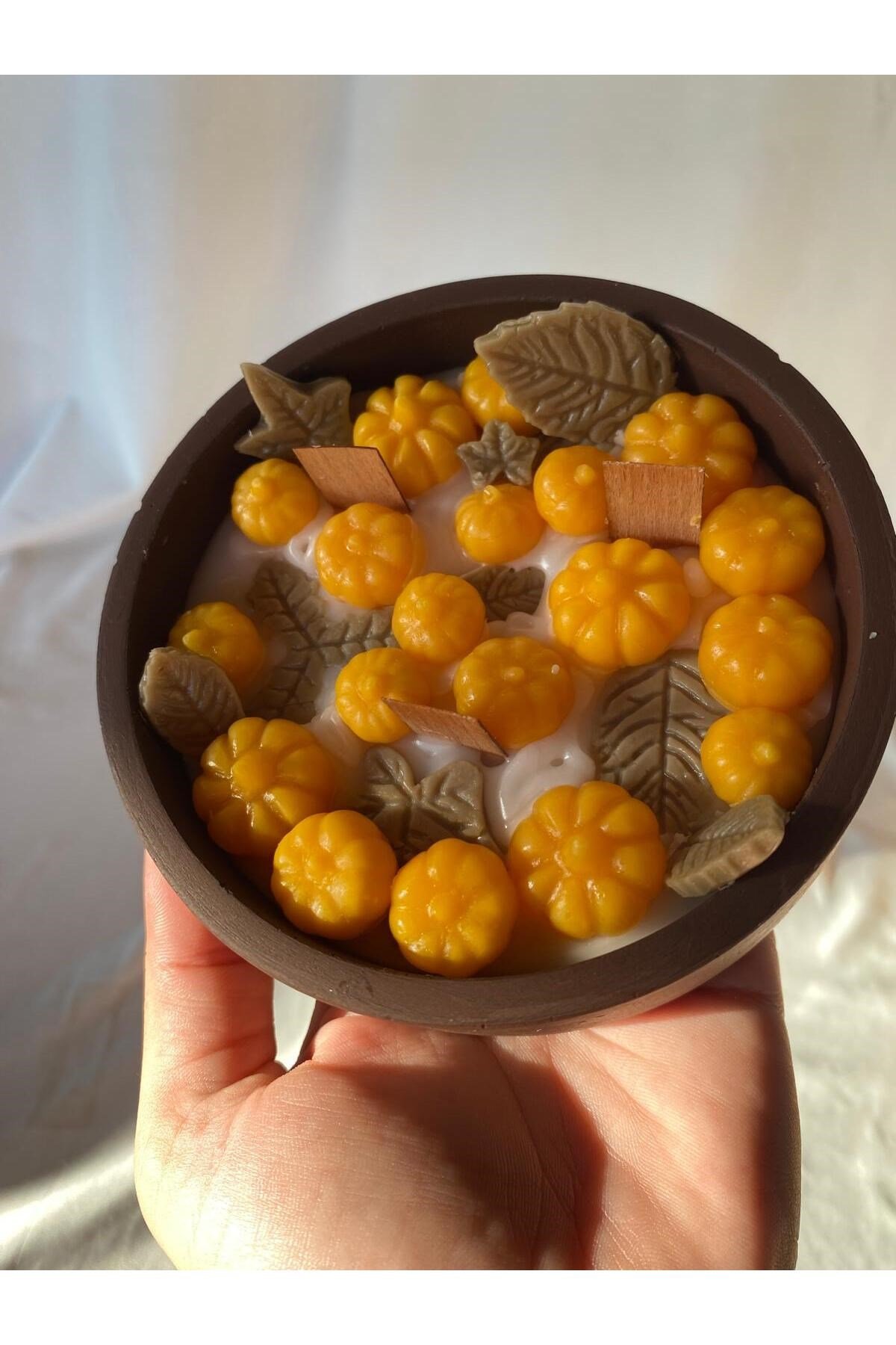 Sonbahar Mumu - Balkabağı ve Yapraklı Büyük Kase Beton Mum