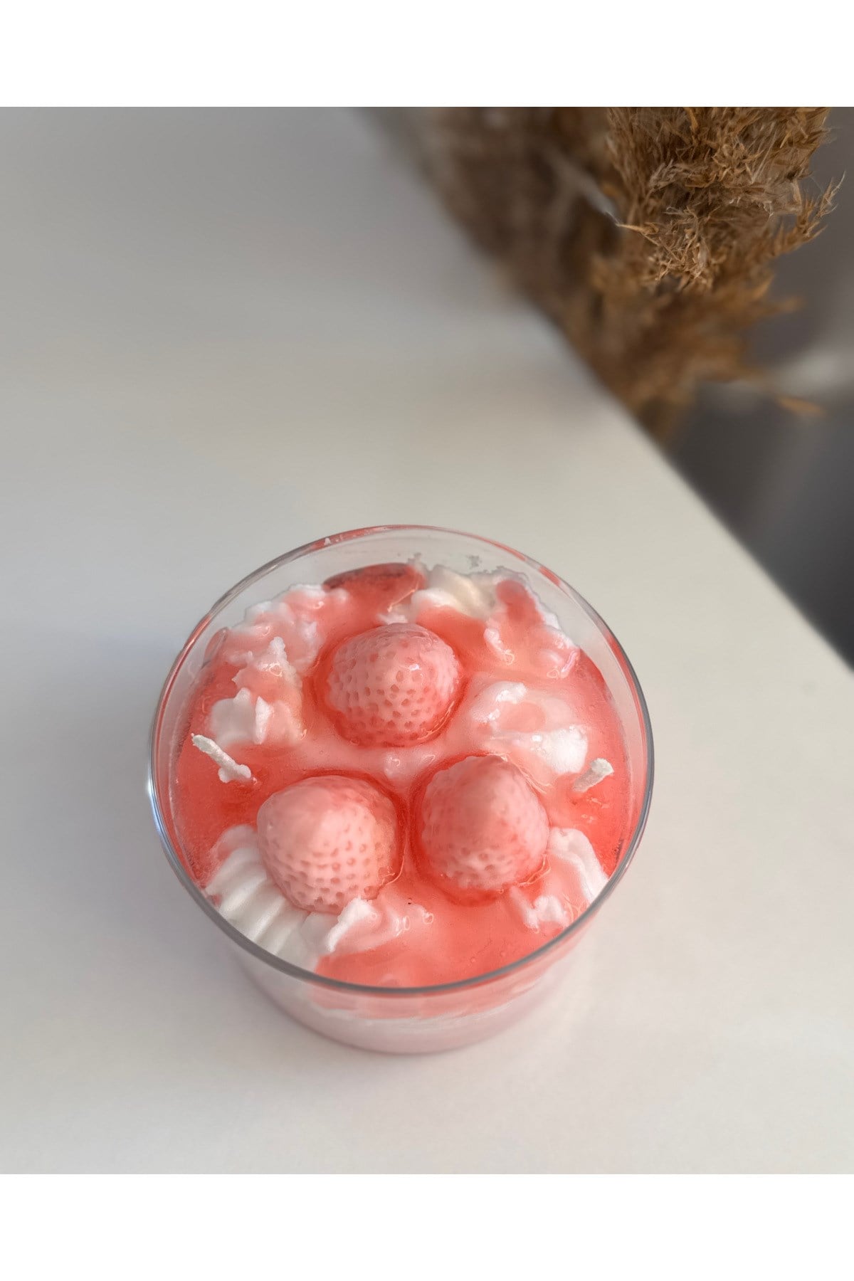 stawberry whip candle